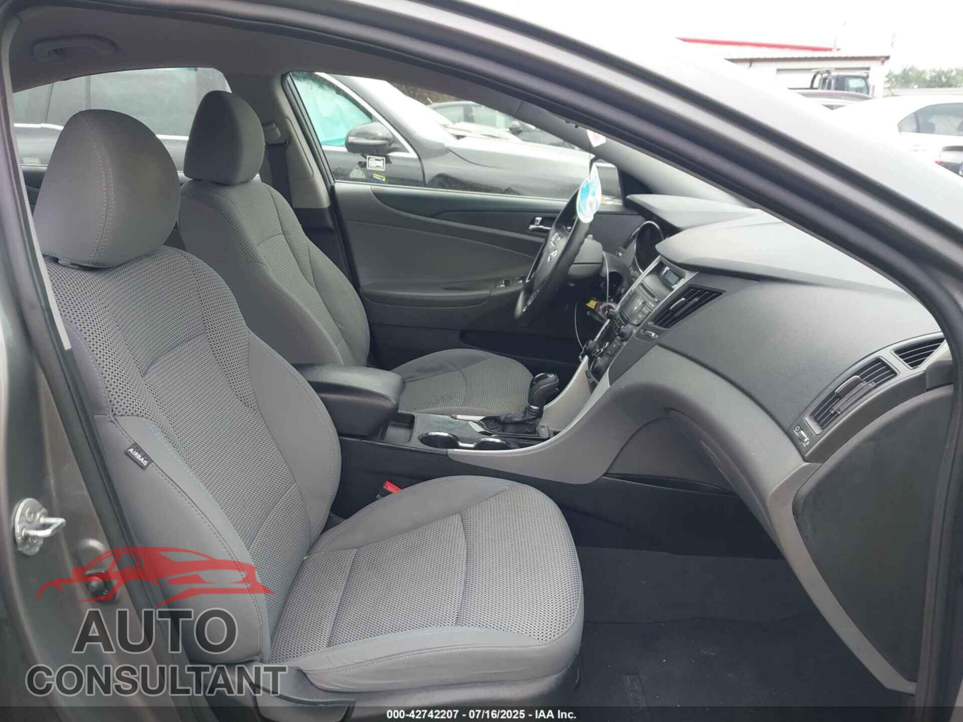HYUNDAI SONATA 2012 - 5NPEB4AC5CH474419