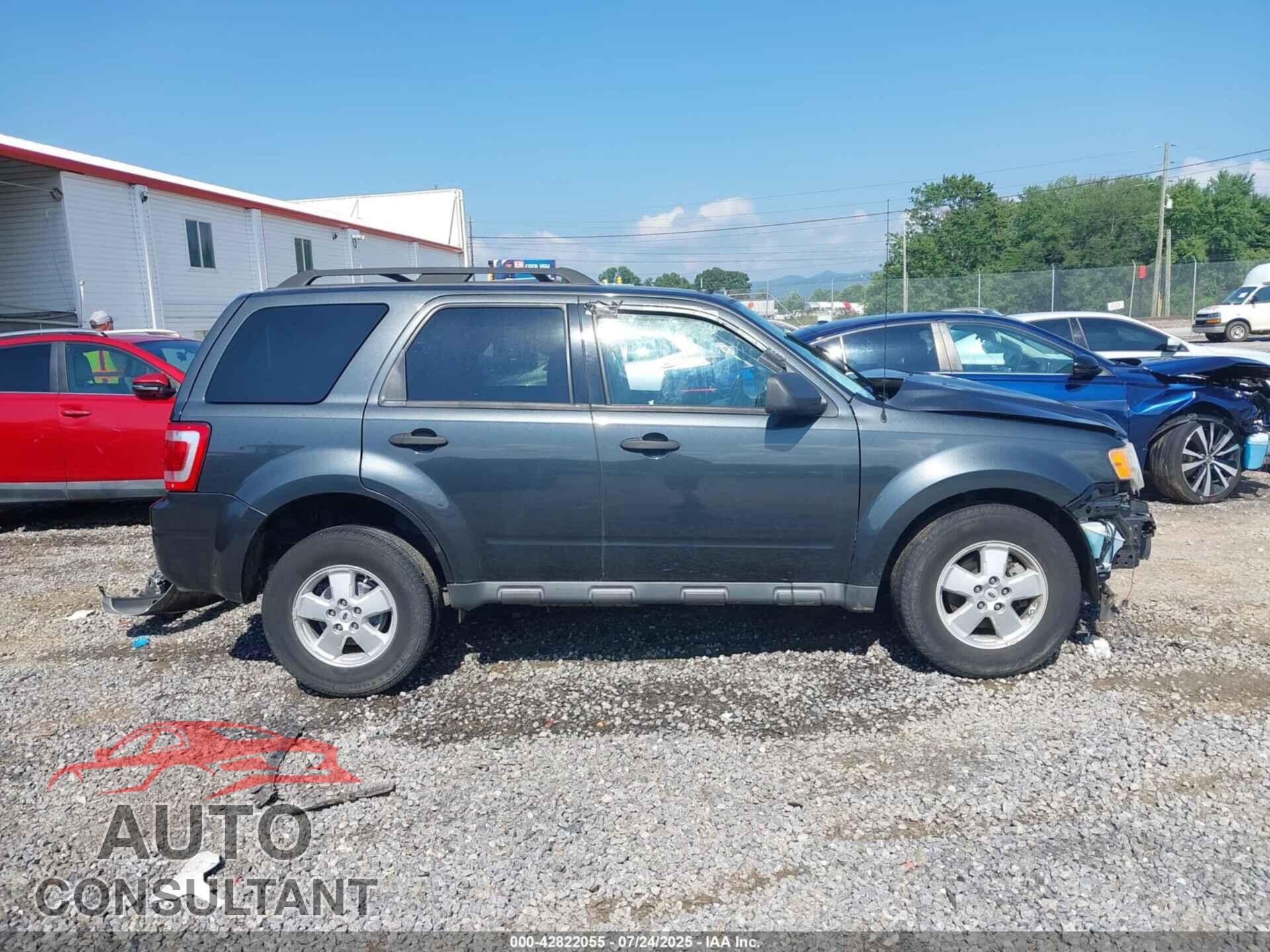 FORD ESCAPE 2009 - 1FMCU03G19KD11668