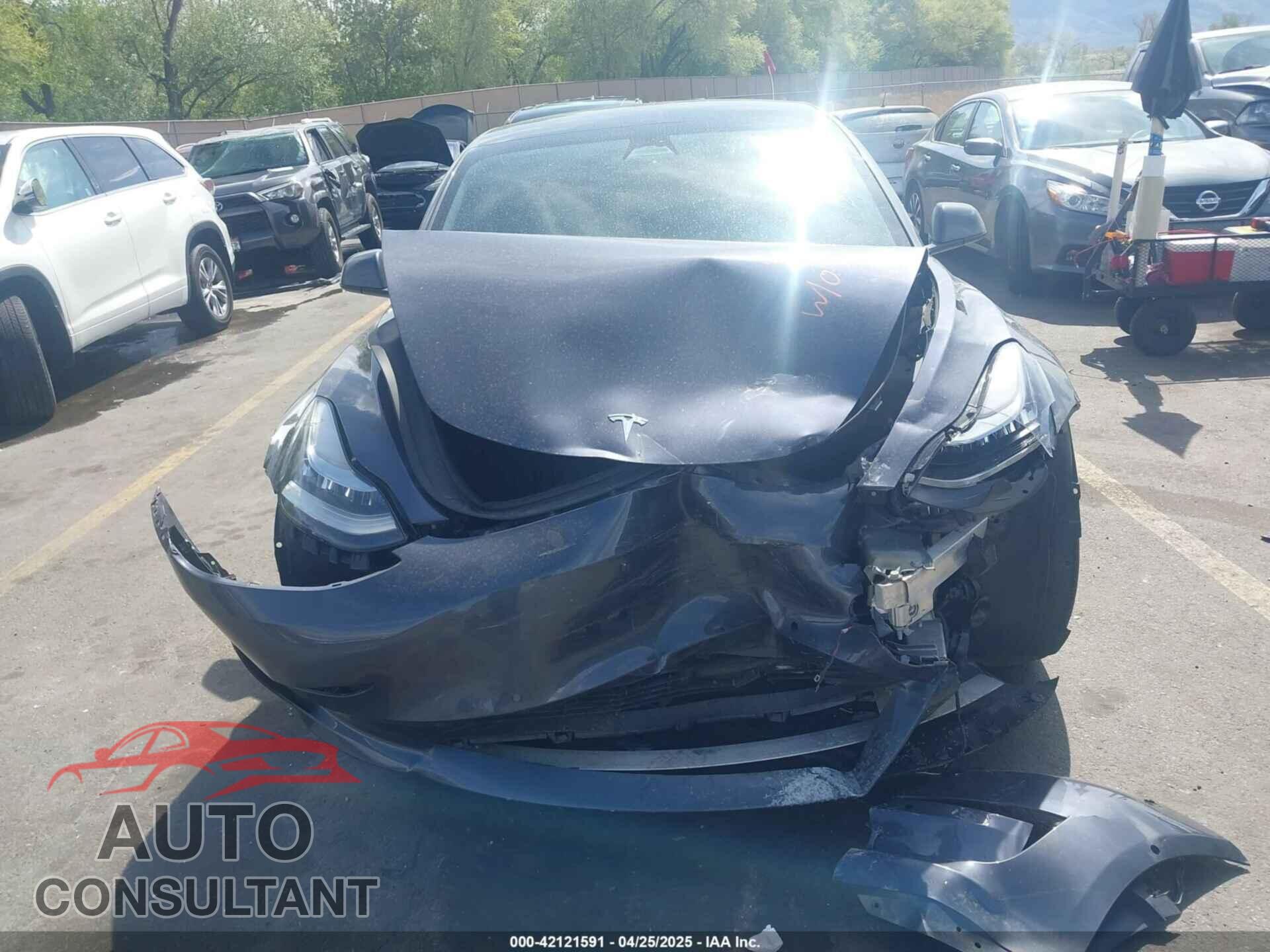 TESLA MODEL 3 2022 - 5YJ3E1EA4NF296848