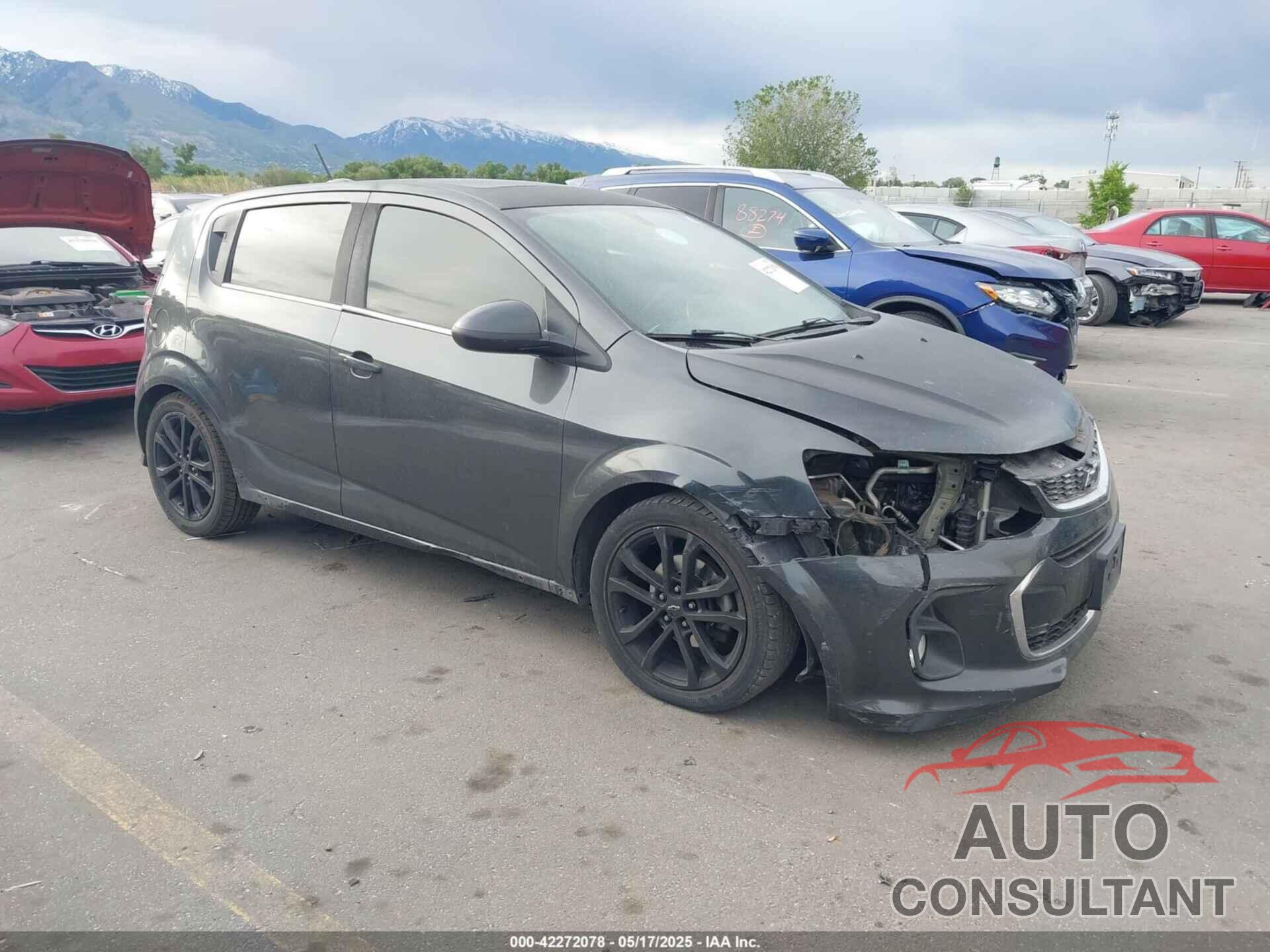 CHEVROLET SONIC 2018 - 1G1JD6SB2J4101294