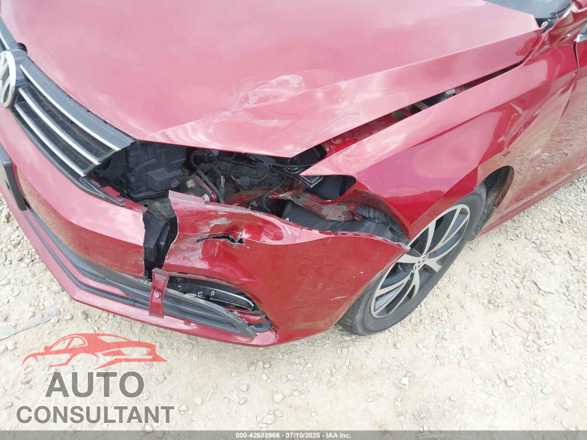 VOLKSWAGEN JETTA 2017 - 3VWDB7AJ1HM323328