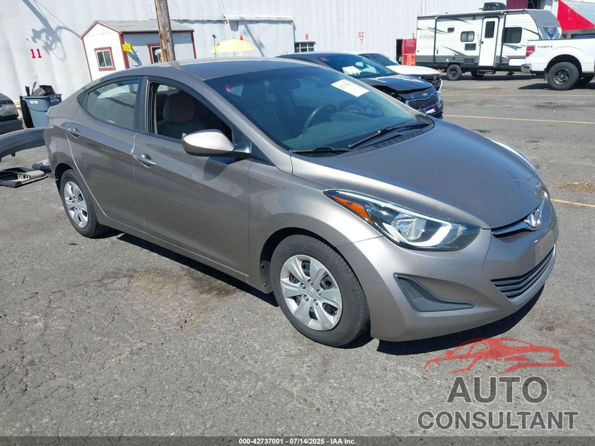 HYUNDAI ELANTRA 2016 - 5NPDH4AE3GH752395