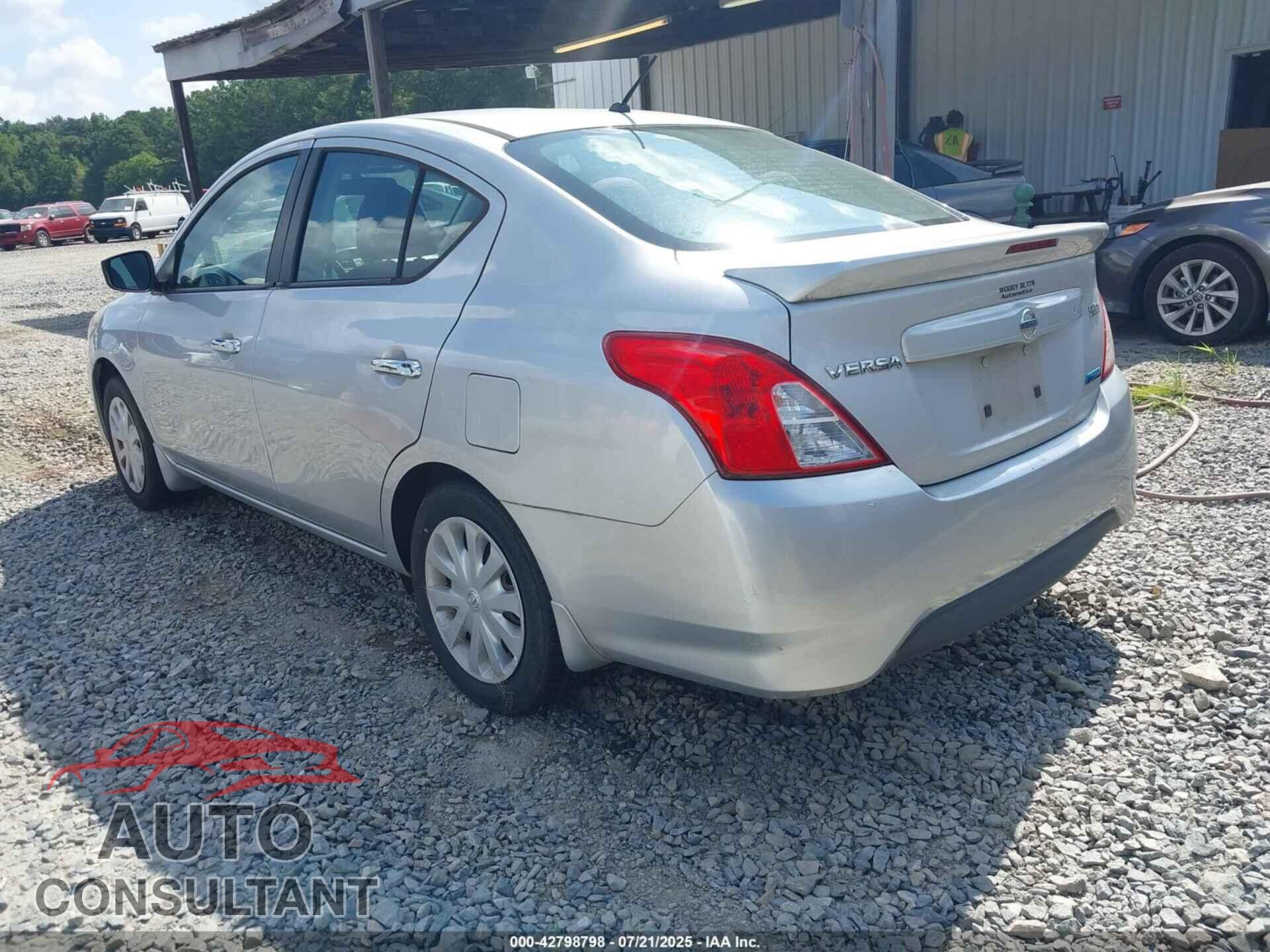 NISSAN VERSA 2015 - 3N1CN7AP1FL816927