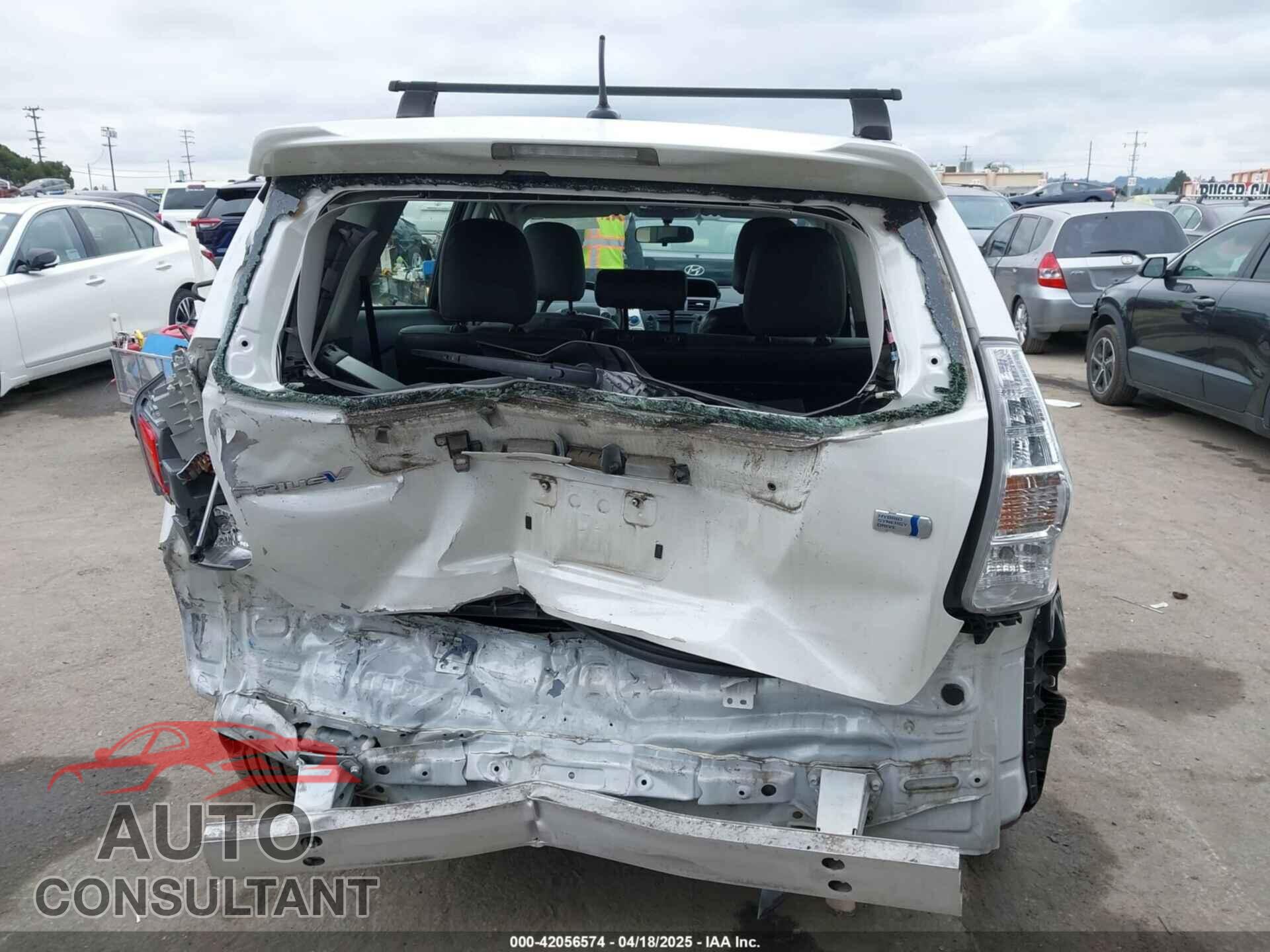 TOYOTA PRIUS V 2013 - JTDZN3EU8D3196599