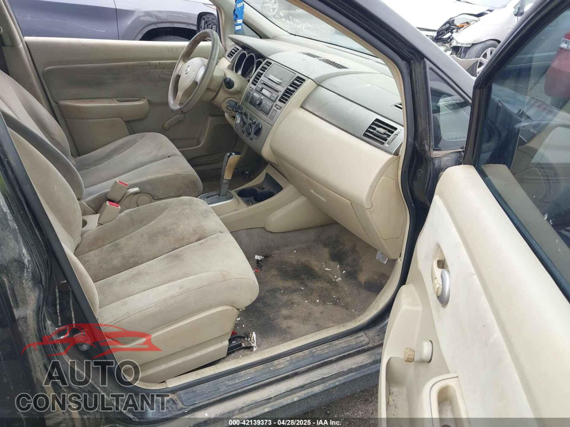 NISSAN VERSA 2011 - 3N1BC1CPXBL367494