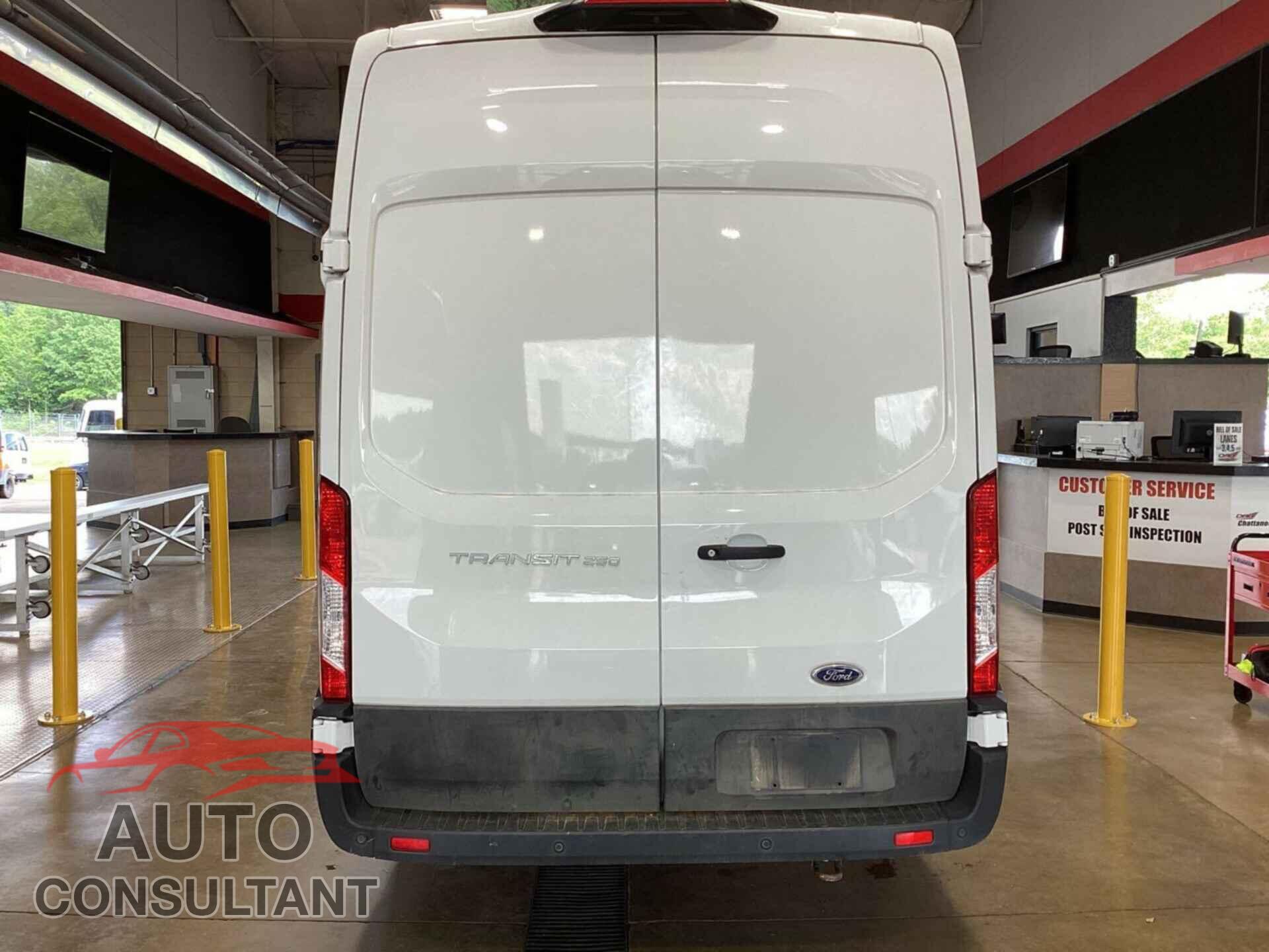 FORD TRANSIT 2023 - 1FTBR3X85PKA62343