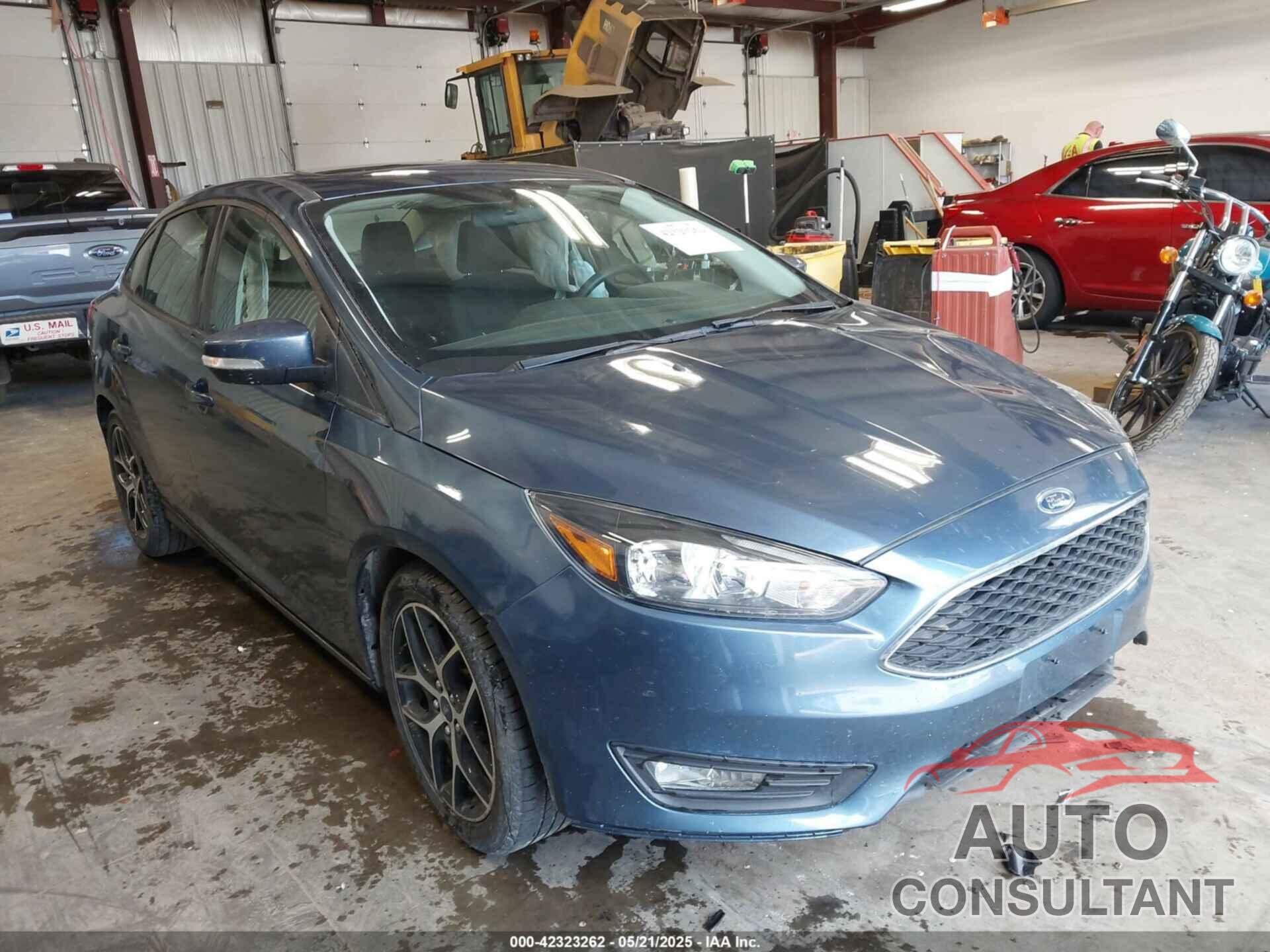 FORD FOCUS 2018 - 1FADP3H20JL323121