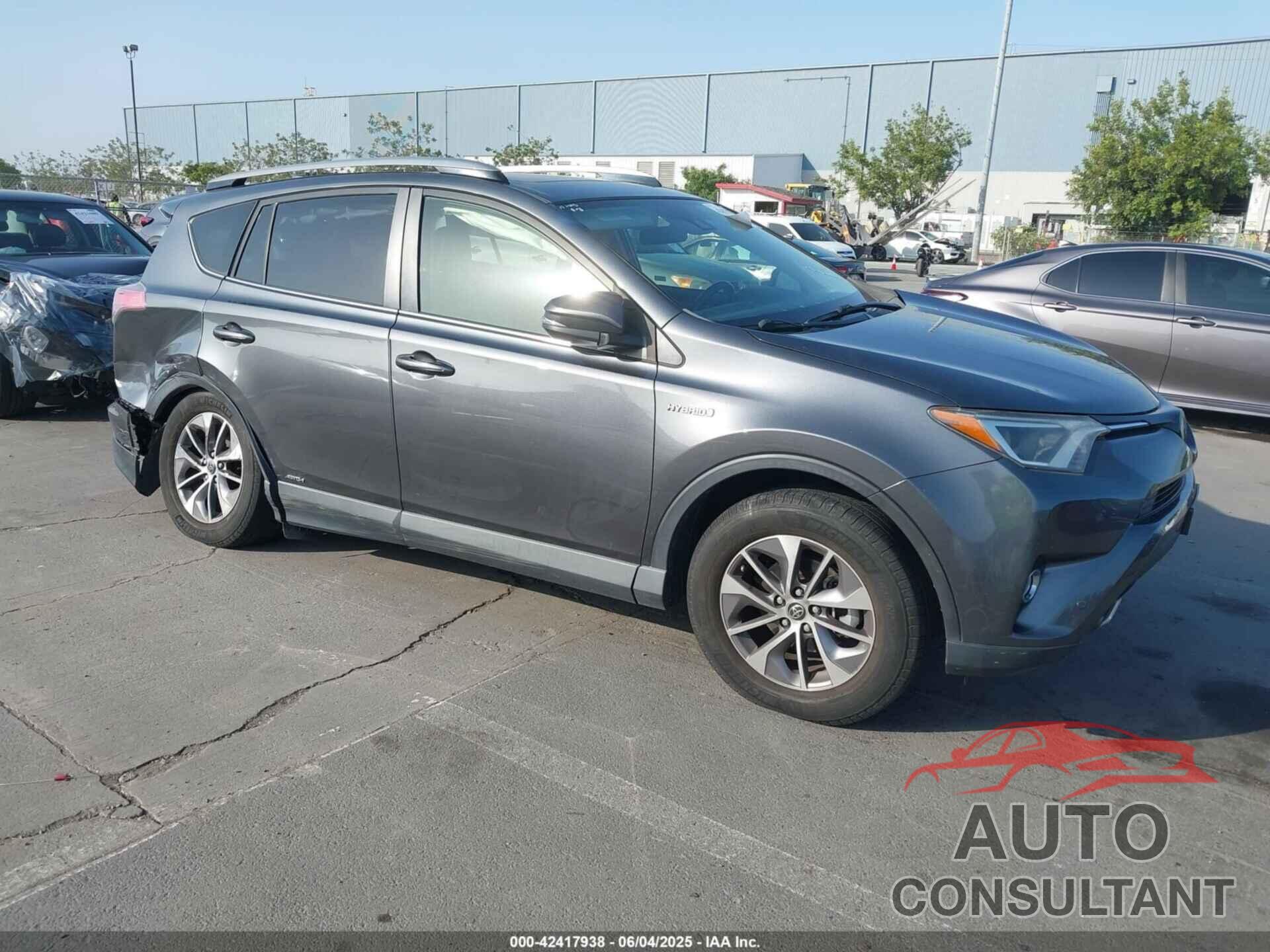 TOYOTA RAV4 HYBRID 2018 - JTMRJREV8JD167312