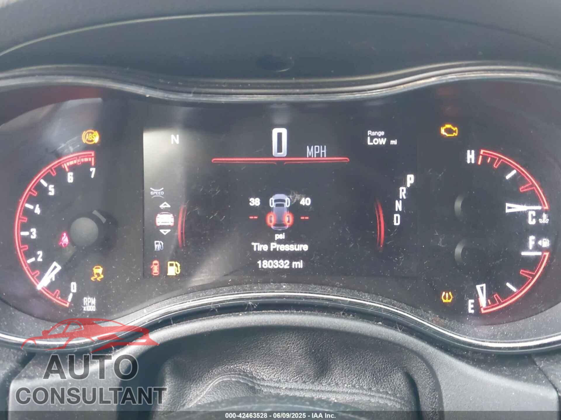 DODGE DURANGO 2018 - 1C4SDJCT9JC443403