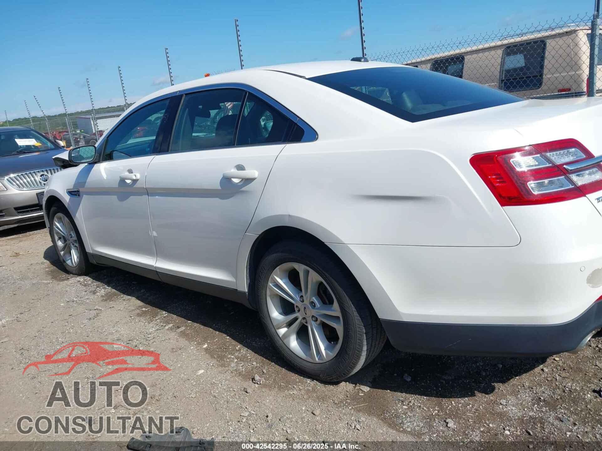 FORD TAURUS 2014 - 1FAHP2E85EG131292