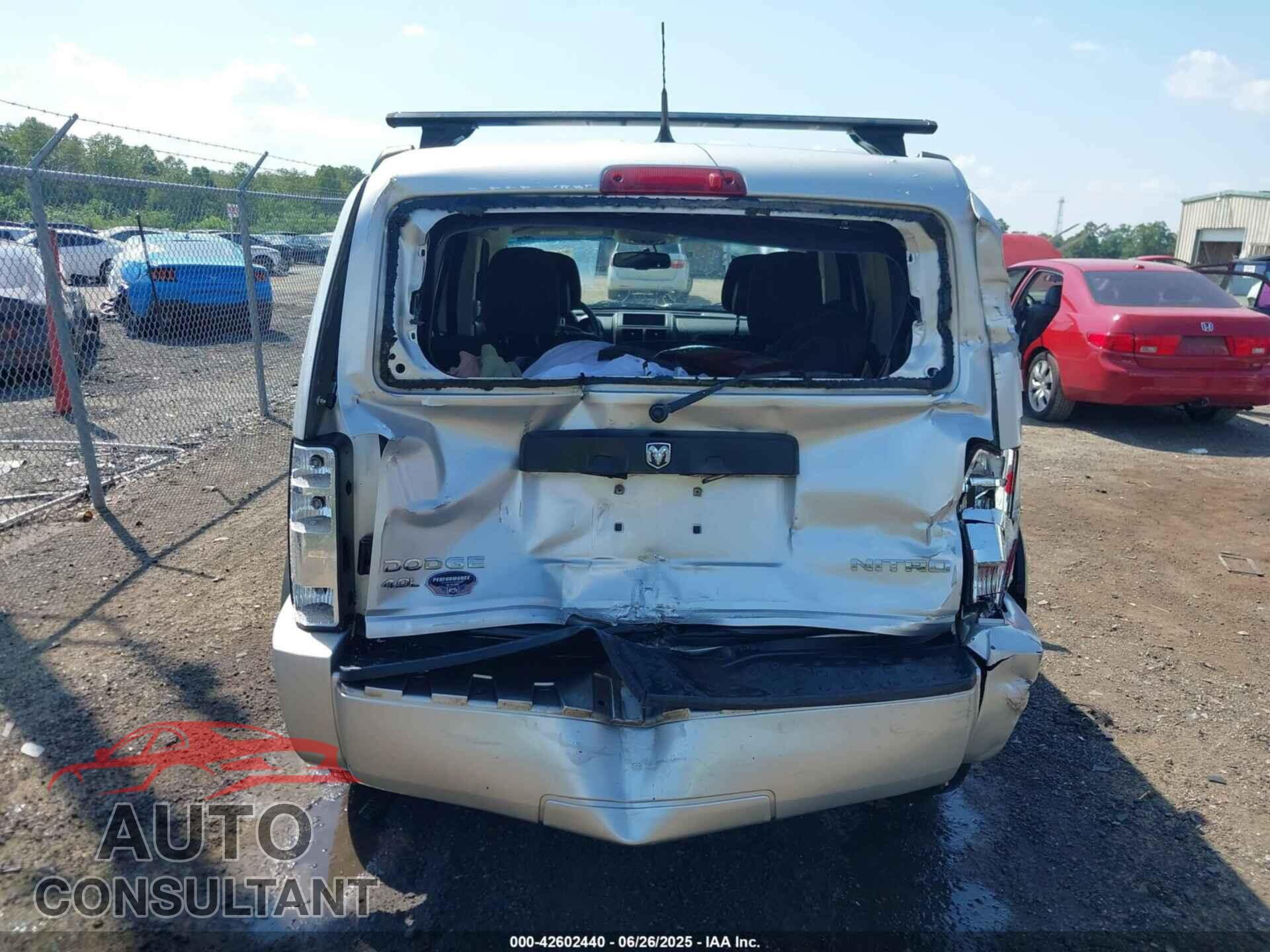 DODGE NITRO 2011 - 1D4PT4GX5BW500318
