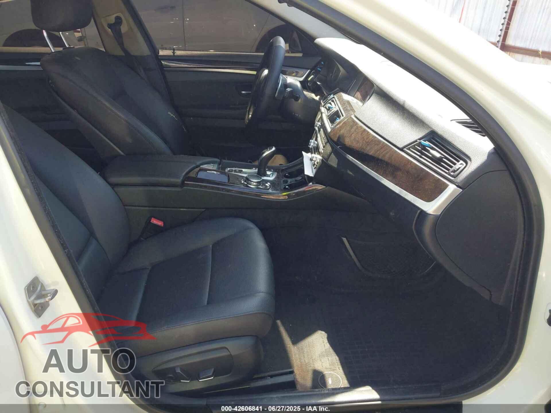 BMW 528I 2016 - WBA5A5C59GG348532