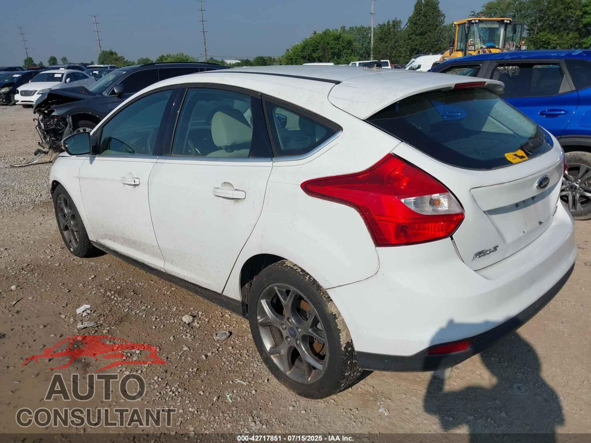 FORD FOCUS 2012 - 1FAHP3M27CL404563