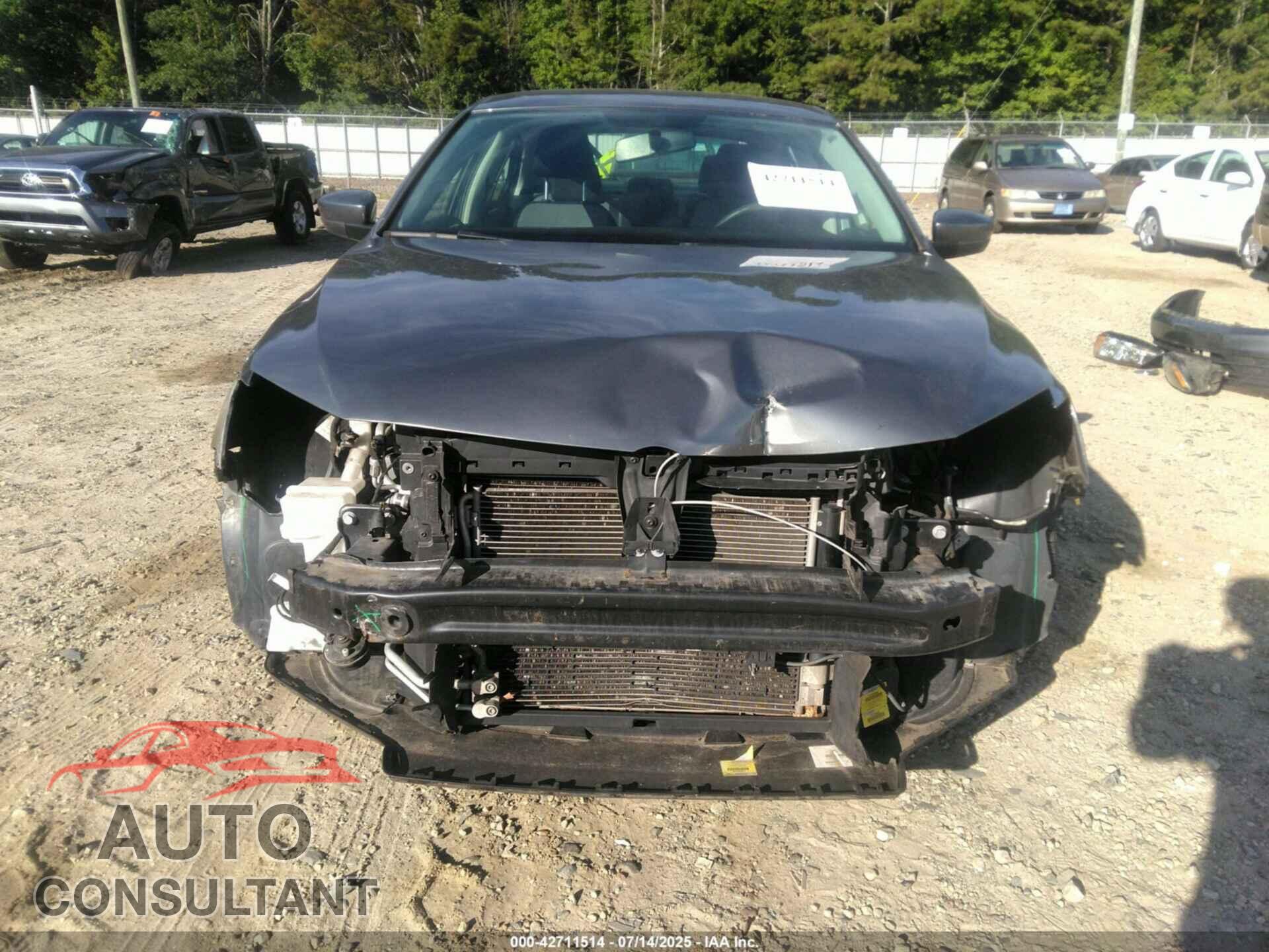 VOLKSWAGEN JETTA 2017 - 3VW2B7AJ3HM391833