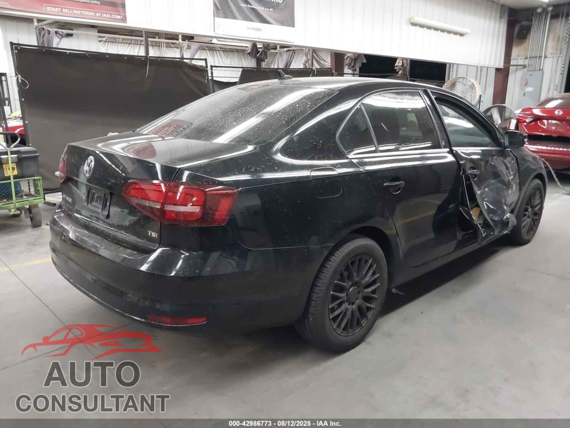 VOLKSWAGEN JETTA 2017 - 3VWDB7AJ3HM256747