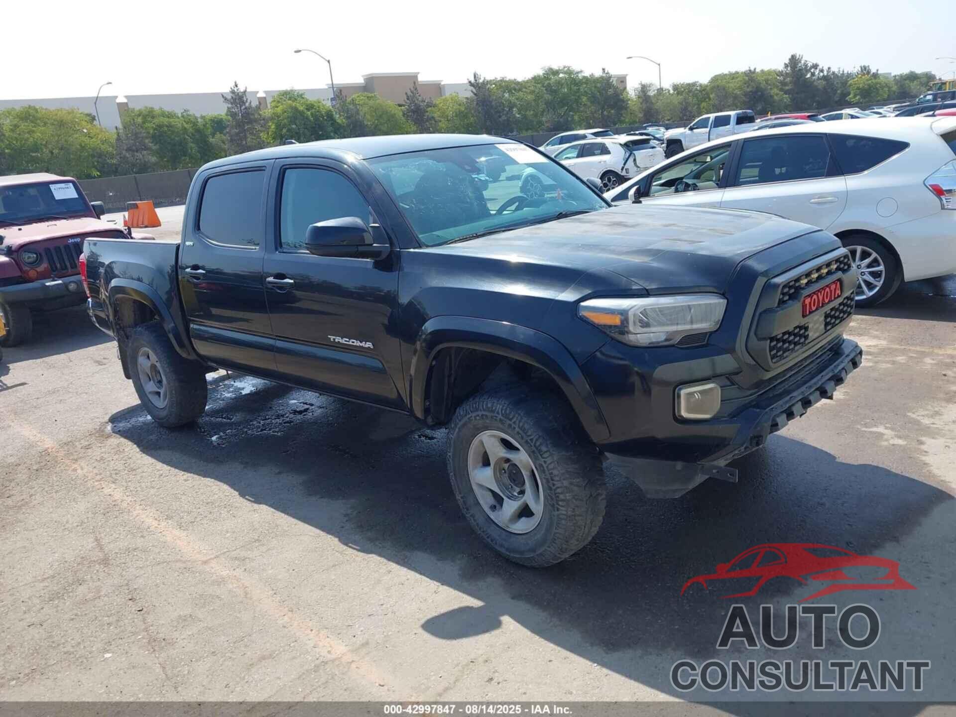 TOYOTA TACOMA 2018 - 3TMCZ5AN6JM134617