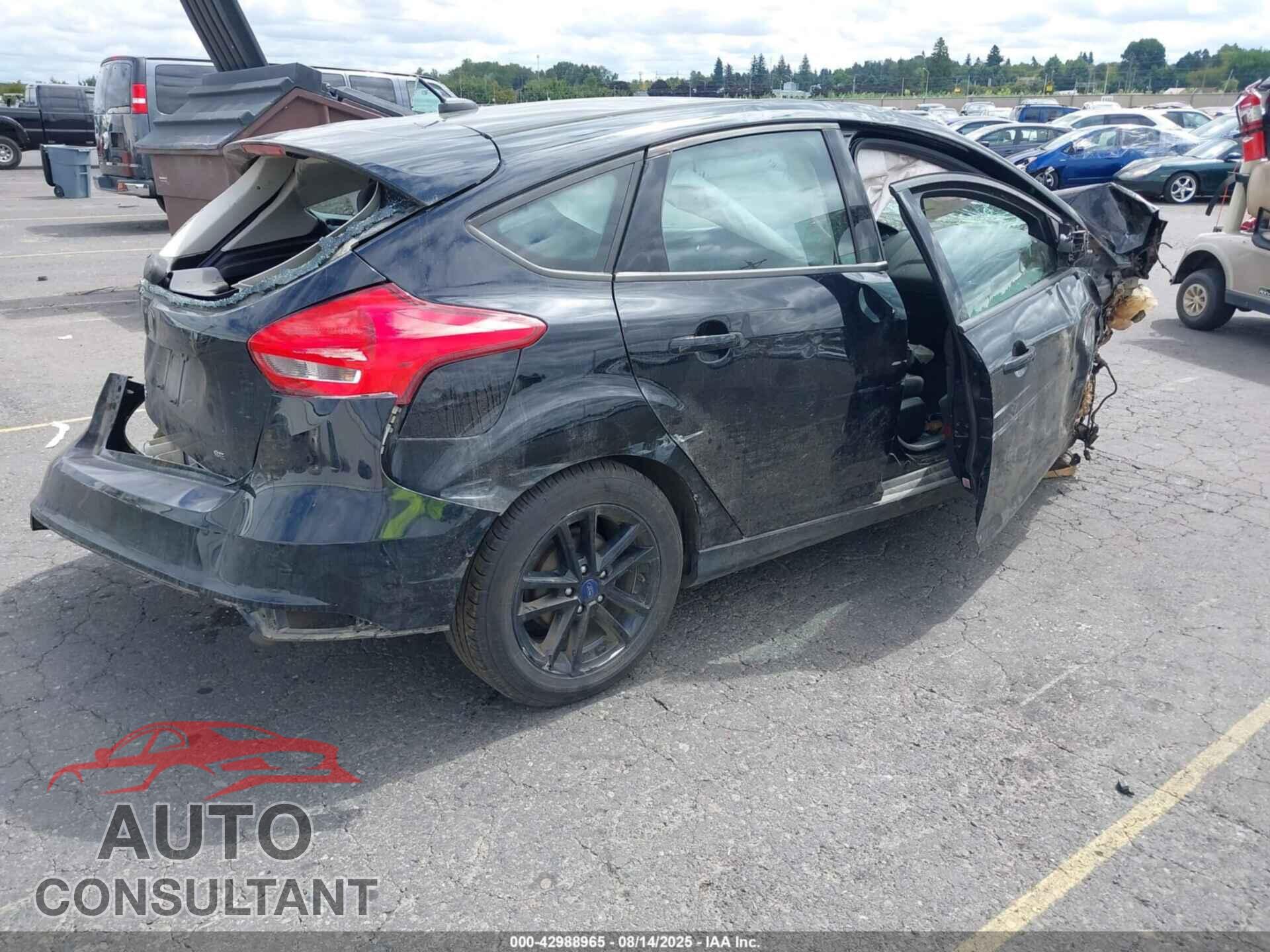 FORD FOCUS 2016 - 1FADP3K28GL282819