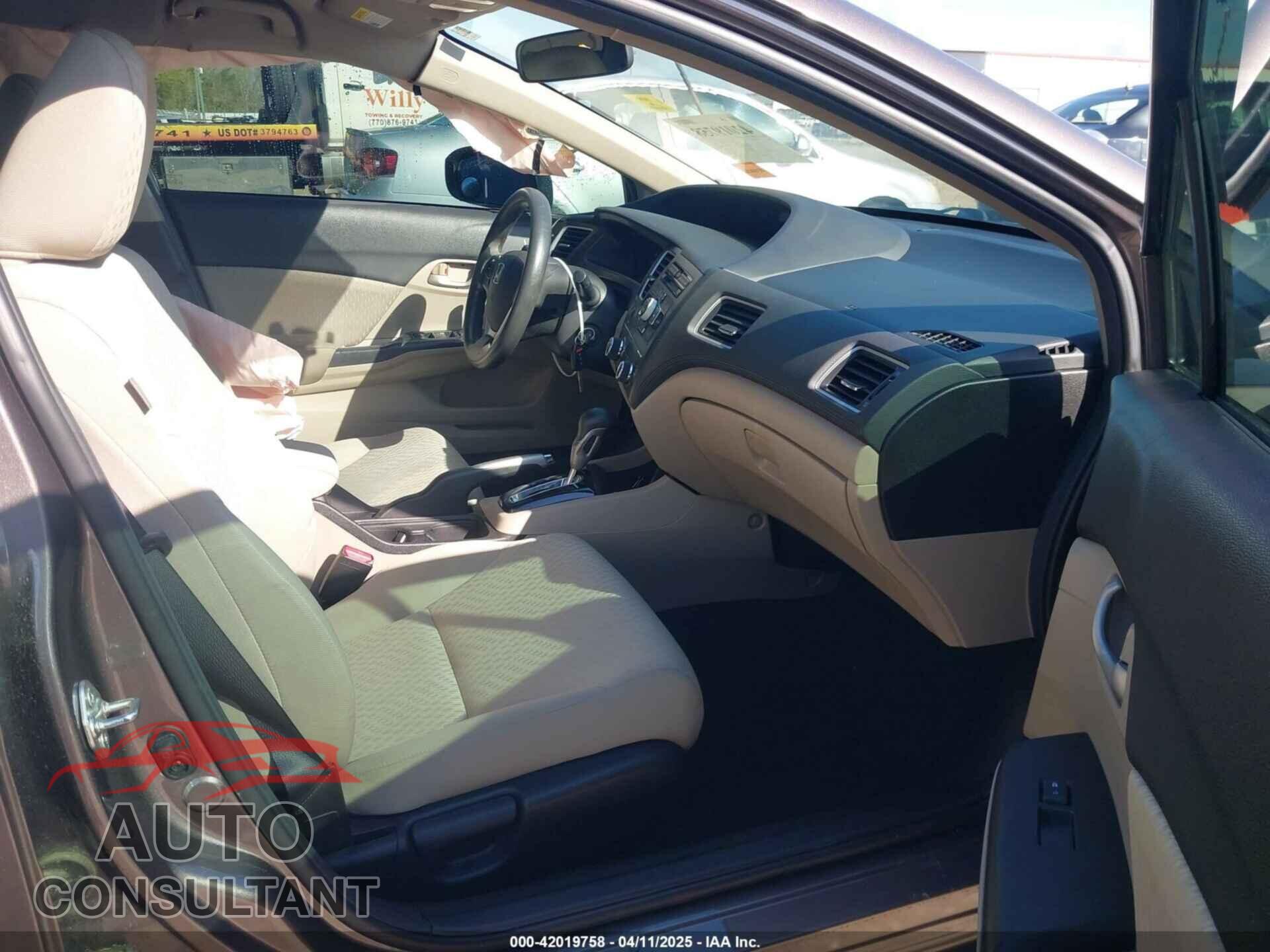 HONDA CIVIC 2015 - 19XFB2F57FE113852