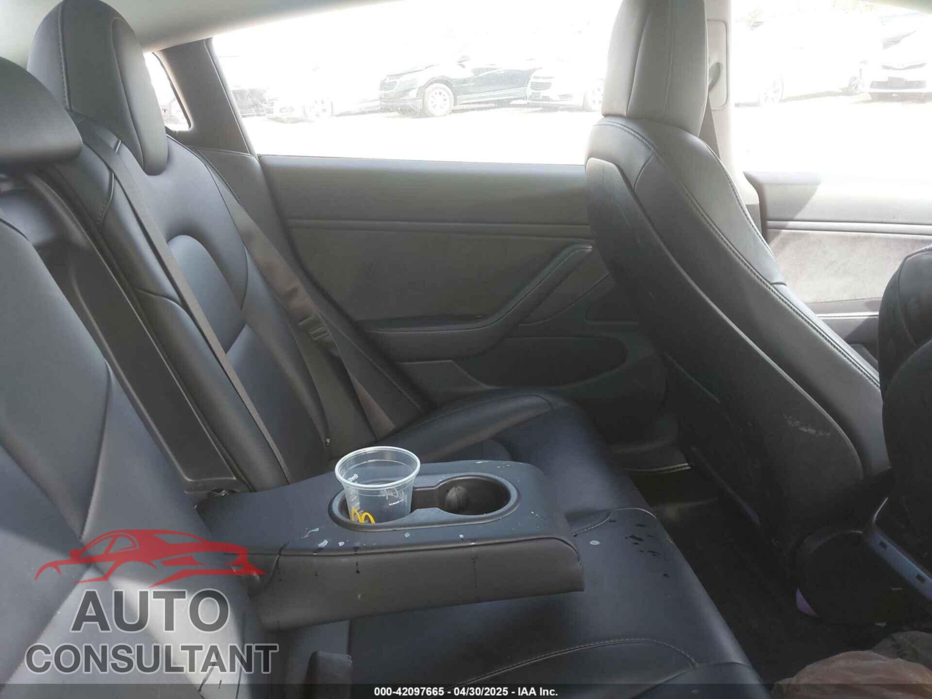 TESLA MODEL 3 2018 - 5YJ3E1EB7JF088224