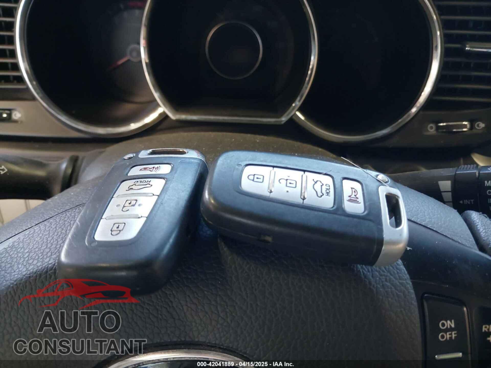 KIA OPTIMA 2011 - KNAGN4A75B5103419