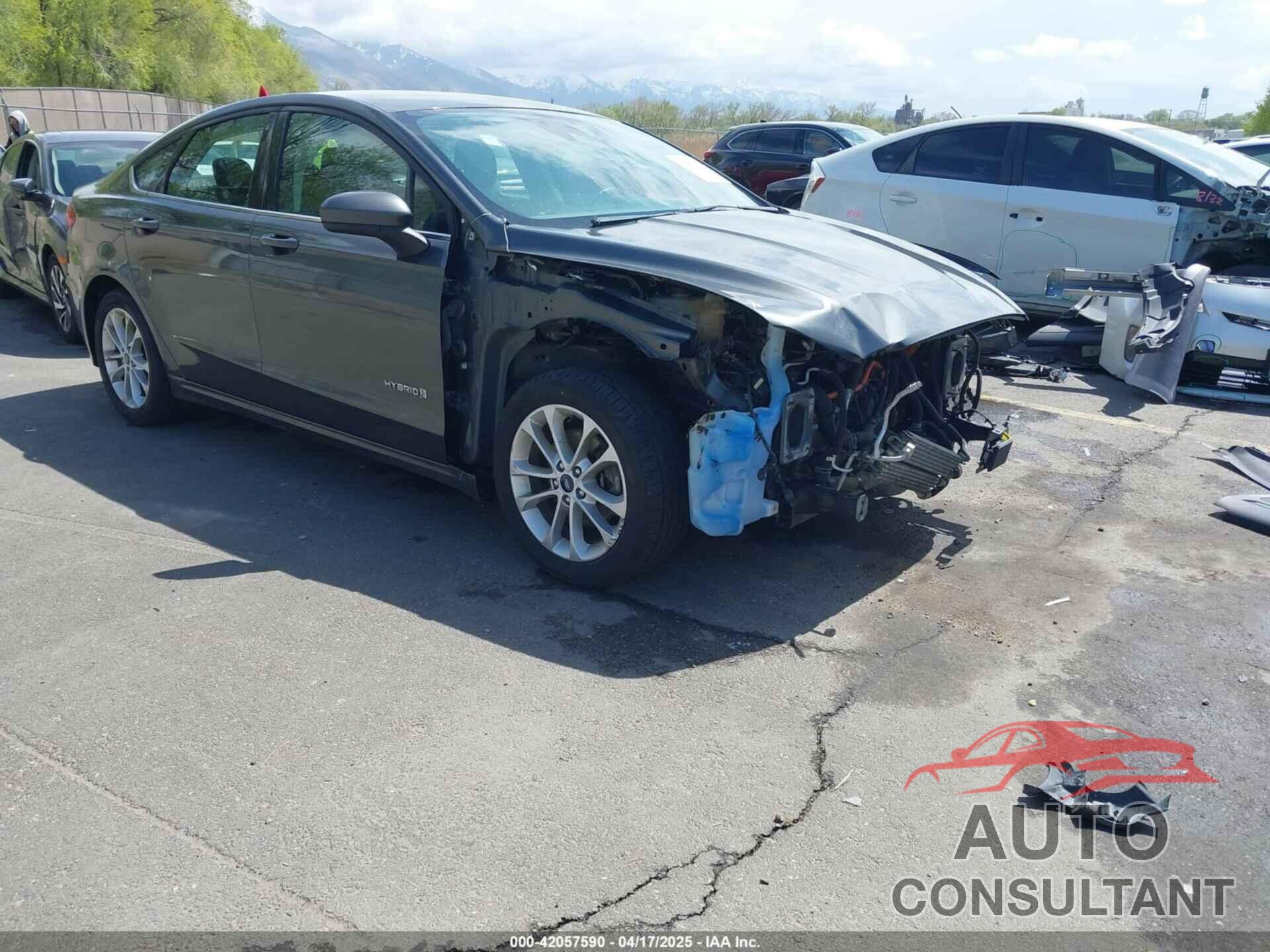 FORD FUSION HYBRID 2019 - 3FA6P0LU0KR216668