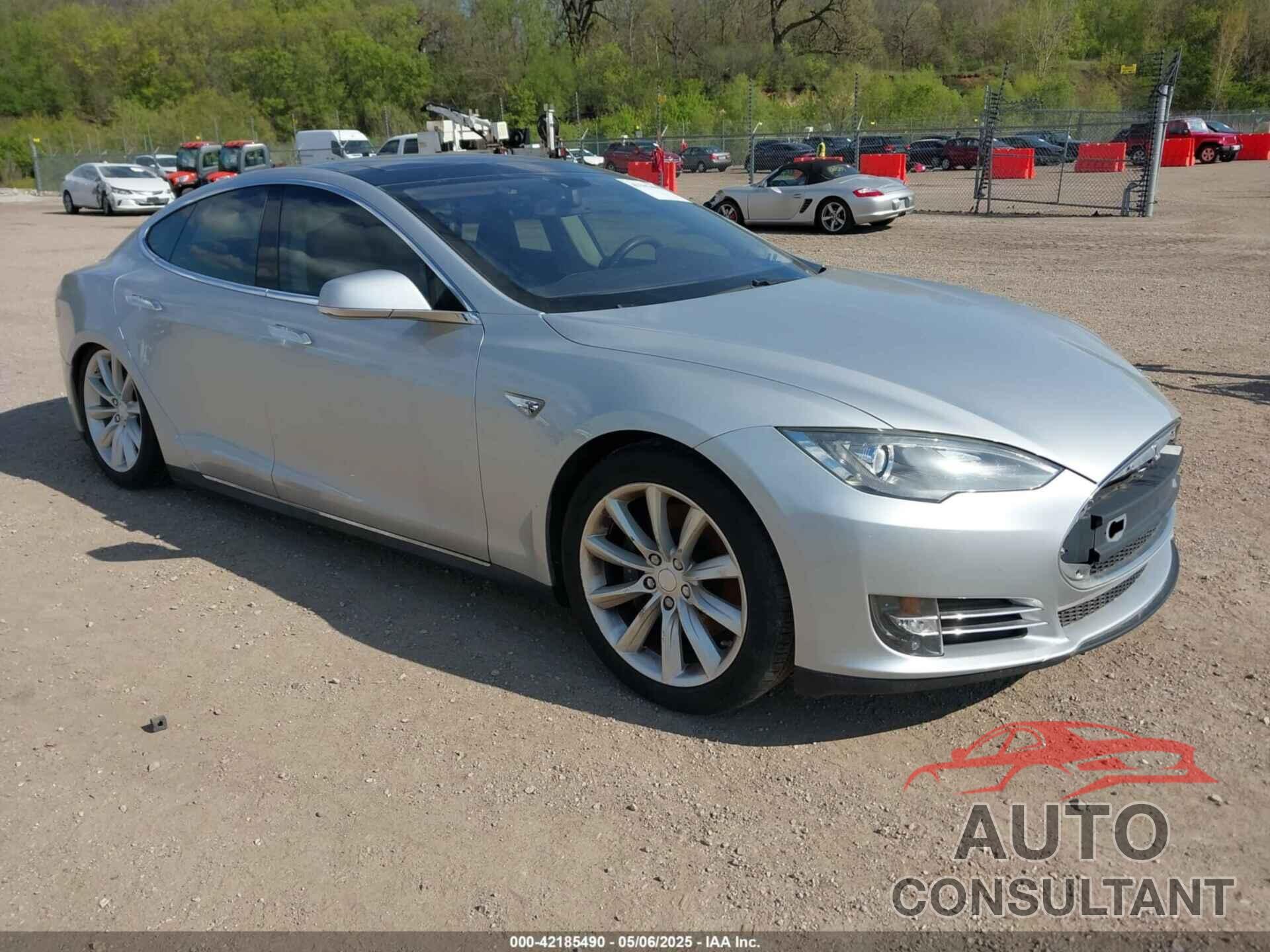 TESLA MODEL S 2012 - 5YJSA1DP3CFP01348