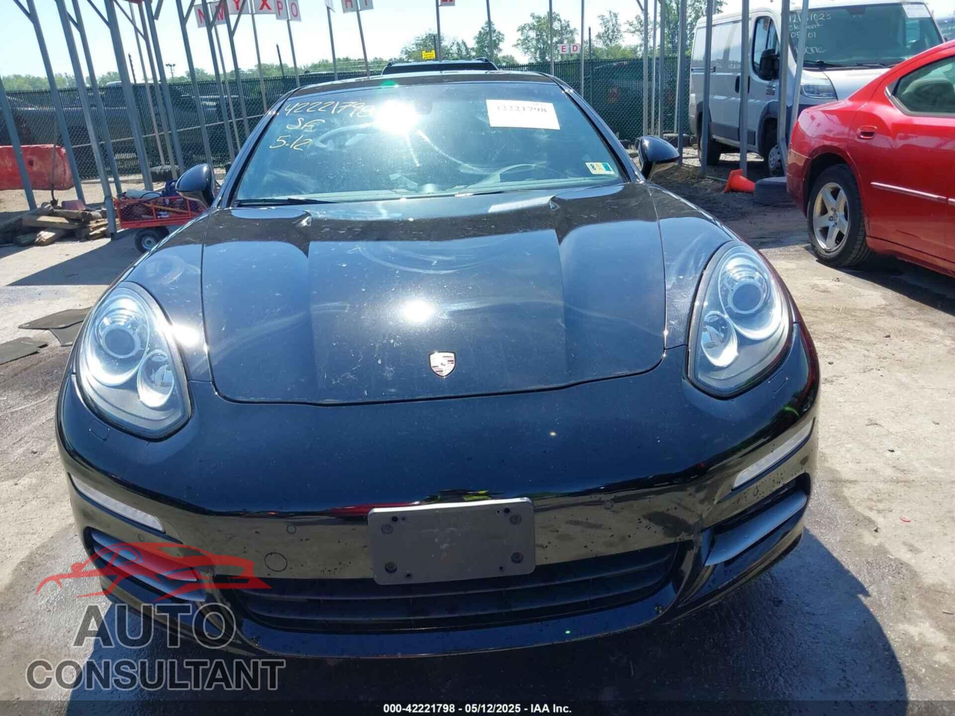 PORSCHE PANAMERA 2014 - WP0AA2A70EL009084