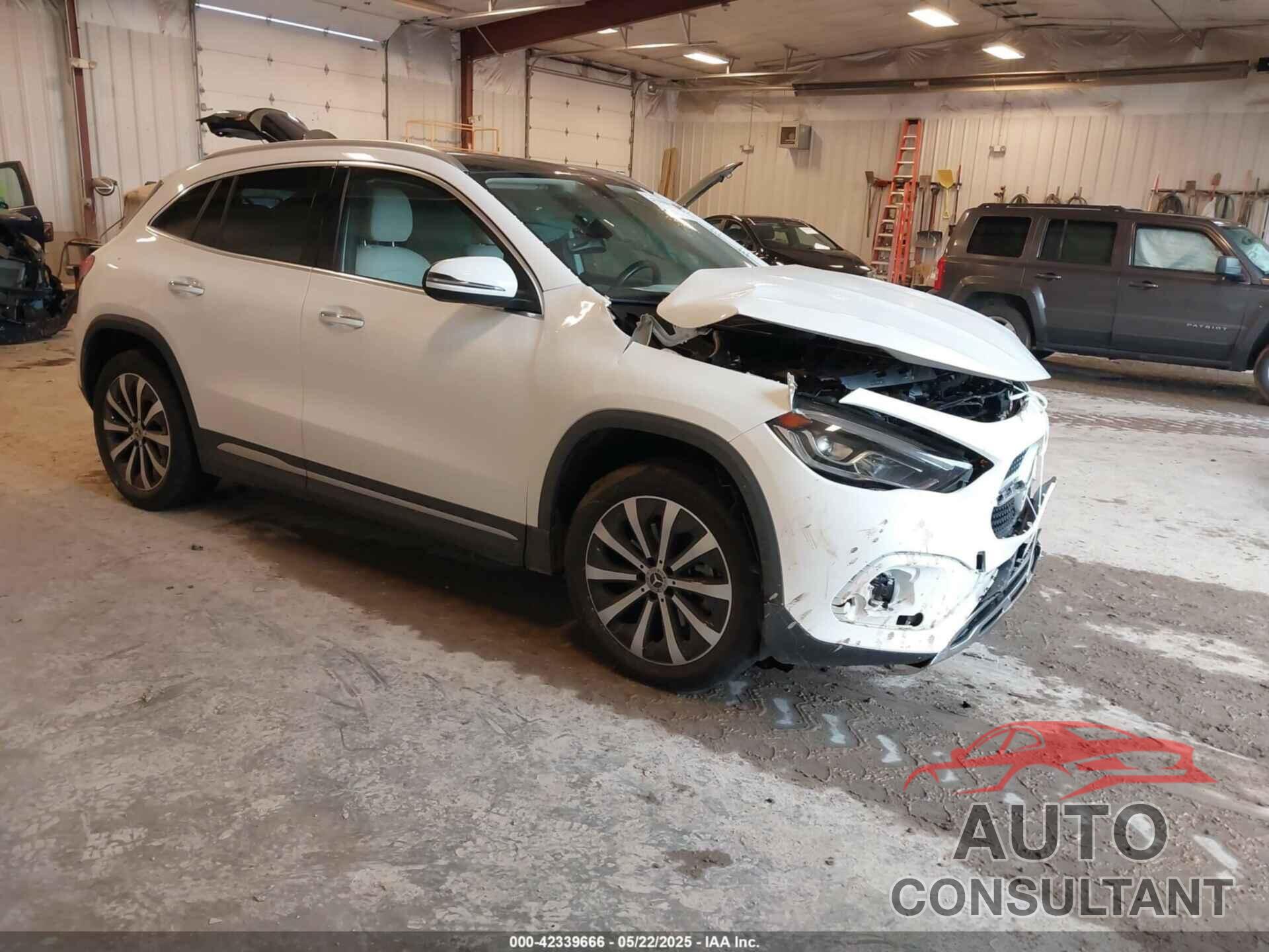 MERCEDES-BENZ GLA 250 2023 - W1N4N4HB3PJ479110