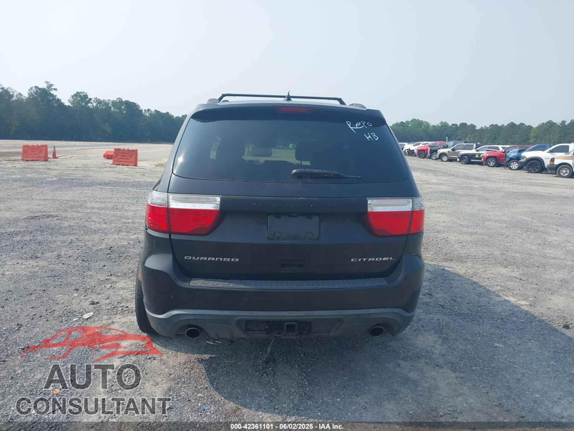 DODGE DURANGO 2011 - 1D4SD5GT8BC592844