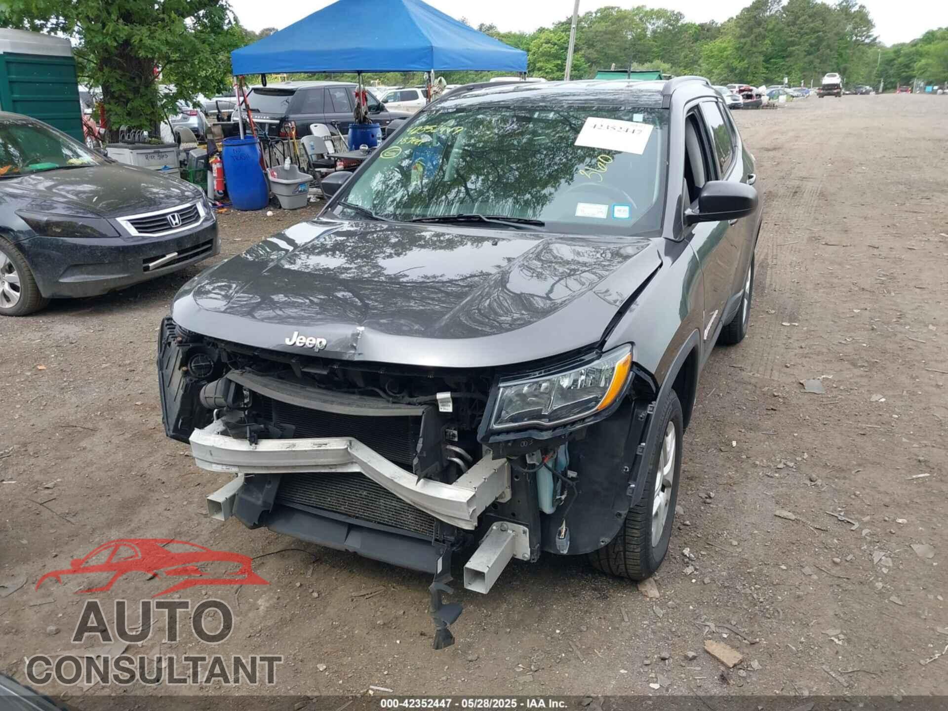 JEEP COMPASS 2018 - 3C4NJDAB3JT230260