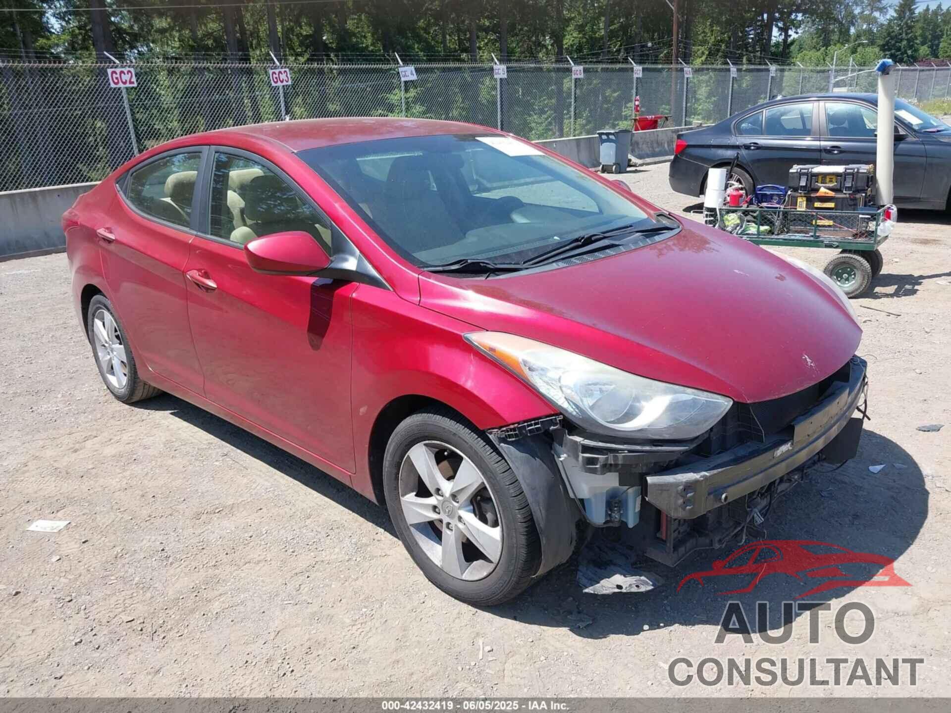 HYUNDAI ELANTRA 2013 - 5NPDH4AE5DH343987