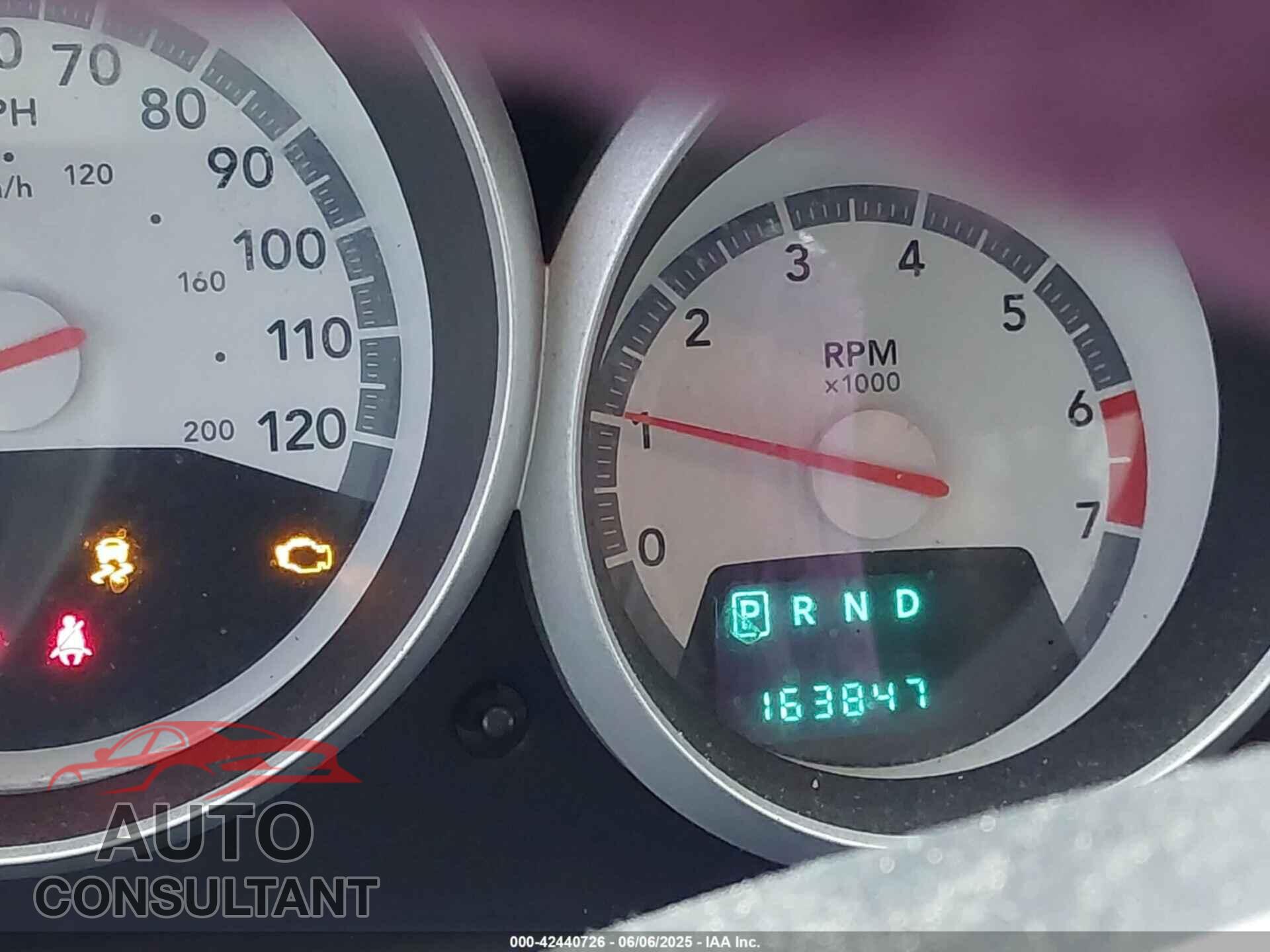 DODGE GRAND CARAVAN 2010 - 2D4RN4DE2AR284294
