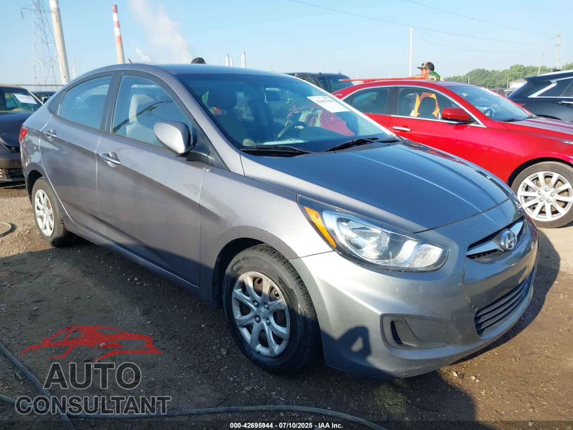 HYUNDAI ACCENT 2013 - KMHCT4AE4DU505636