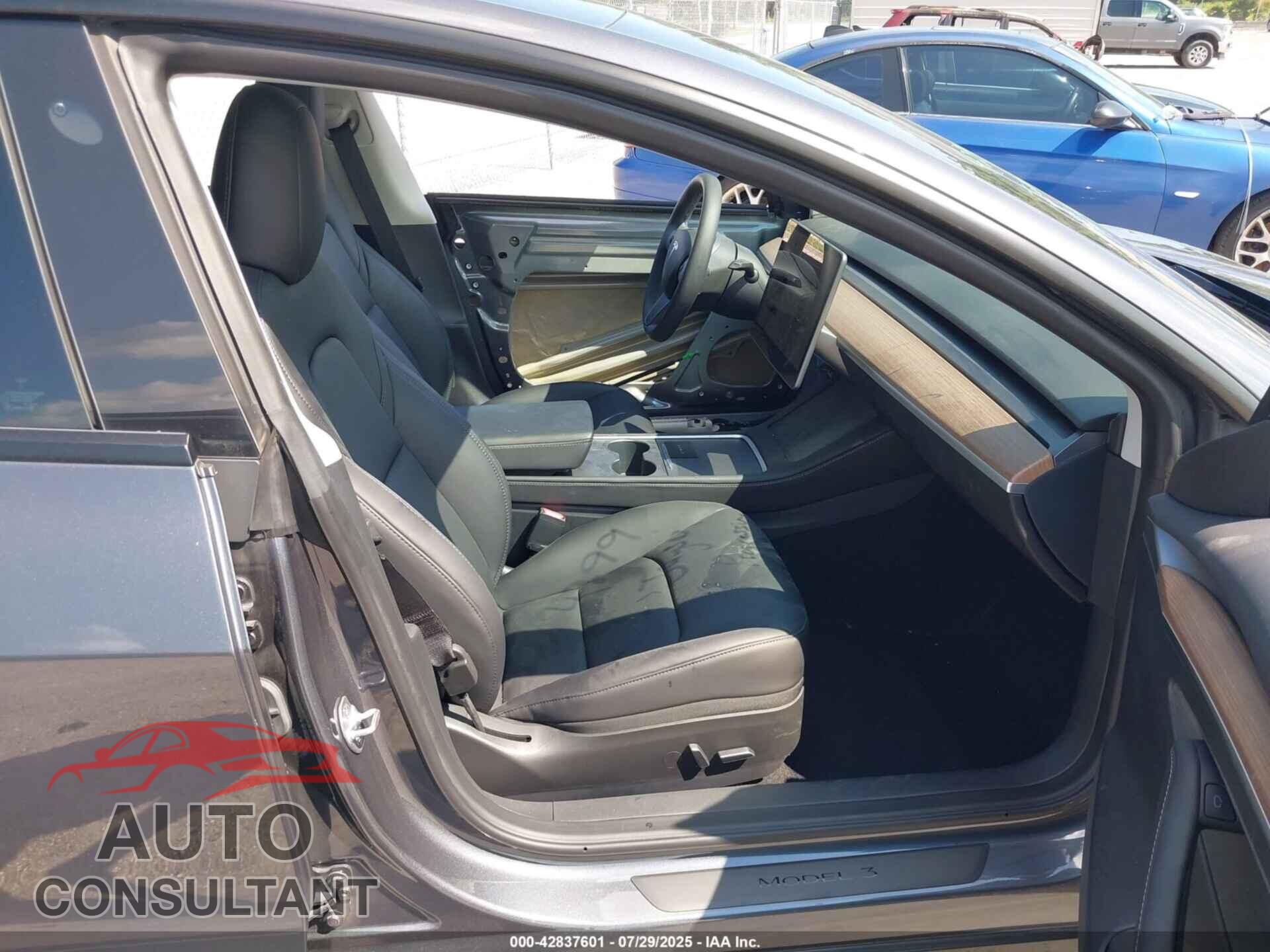 TESLA MODEL 3 2023 - 5YJ3E1EAXPF642632