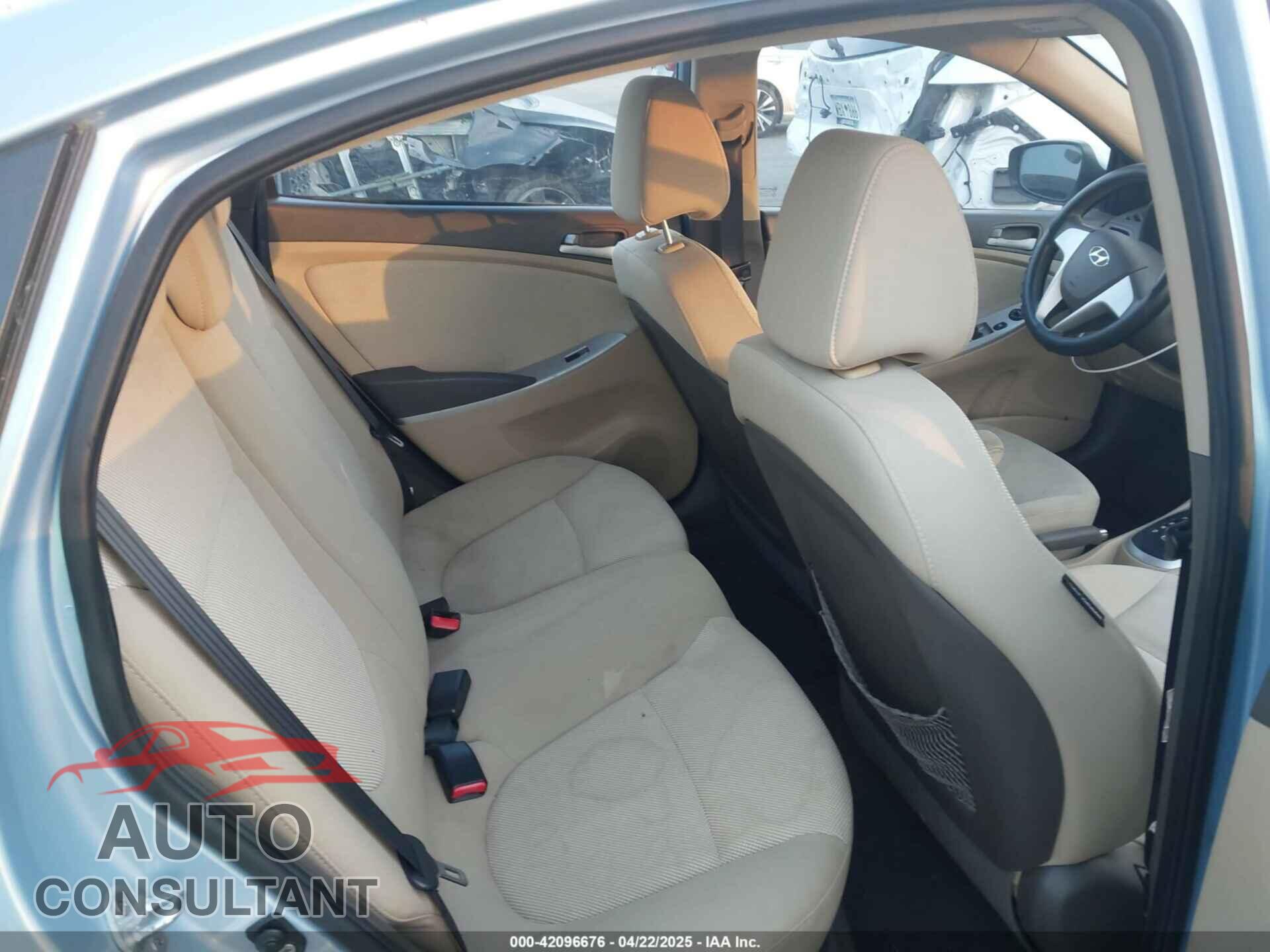 HYUNDAI ACCENT 2012 - KMHCT4AE1CU201372