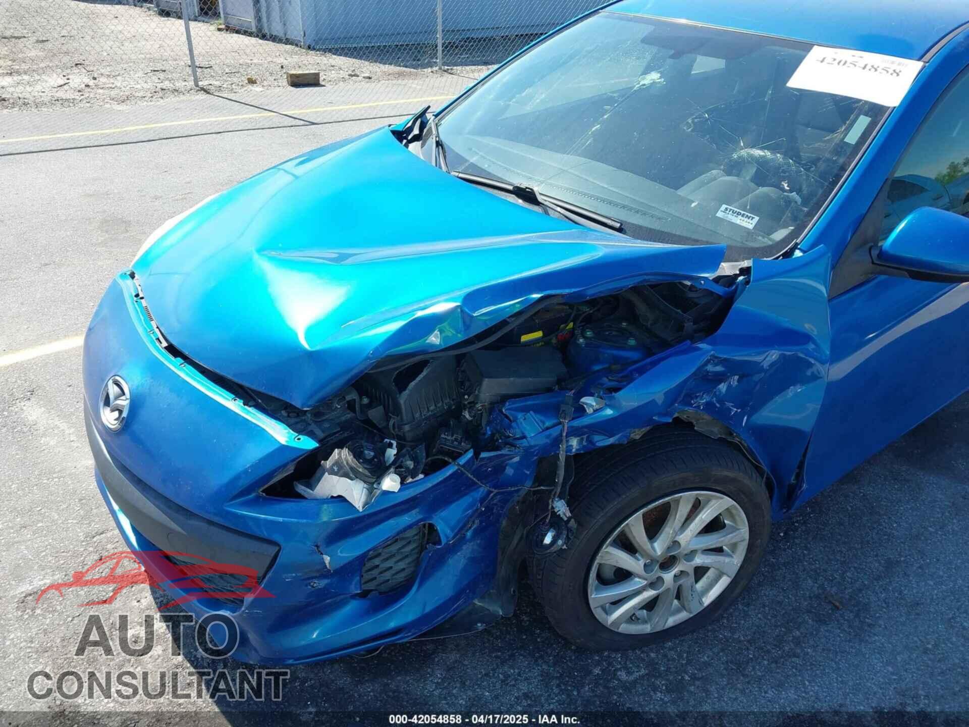 MAZDA MAZDA3 2012 - JM1BL1V75C1516333