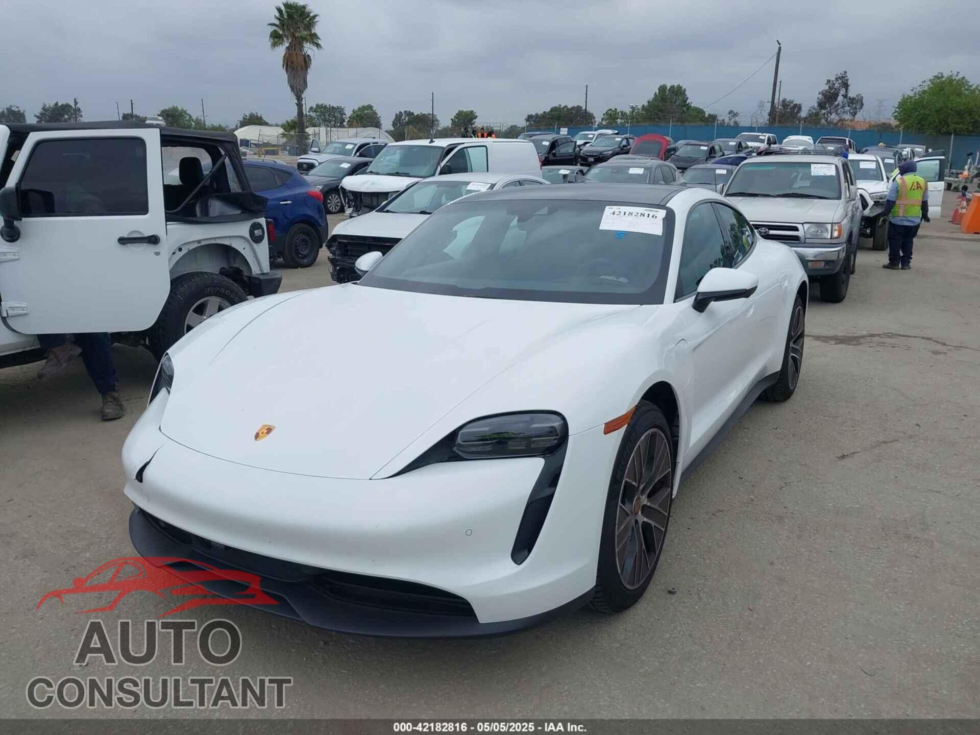 PORSCHE TAYCAN 2024 - WP0AA2Y13RSA10794