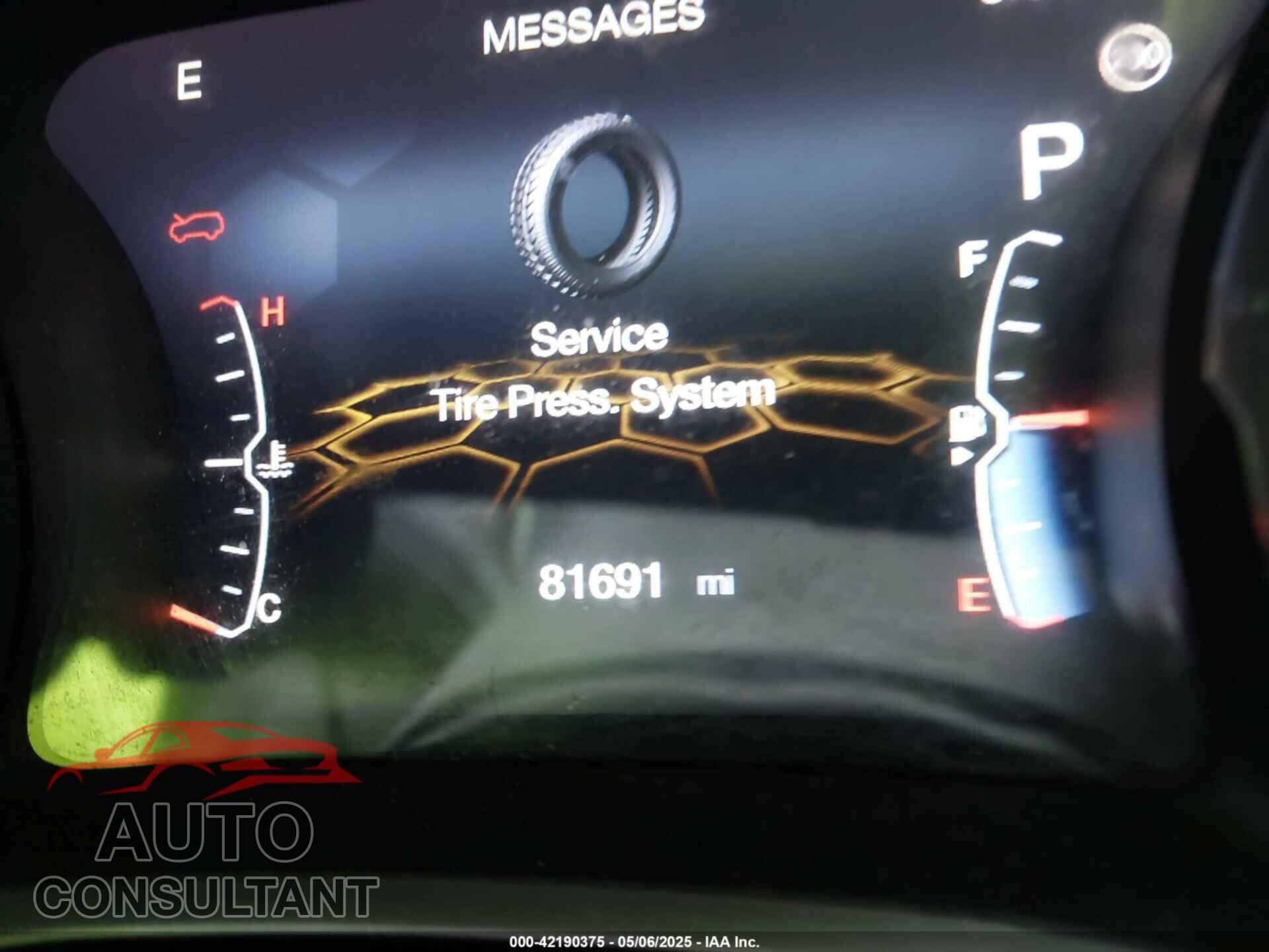 JEEP COMPASS 2018 - 3C4NJDCB3JT283523