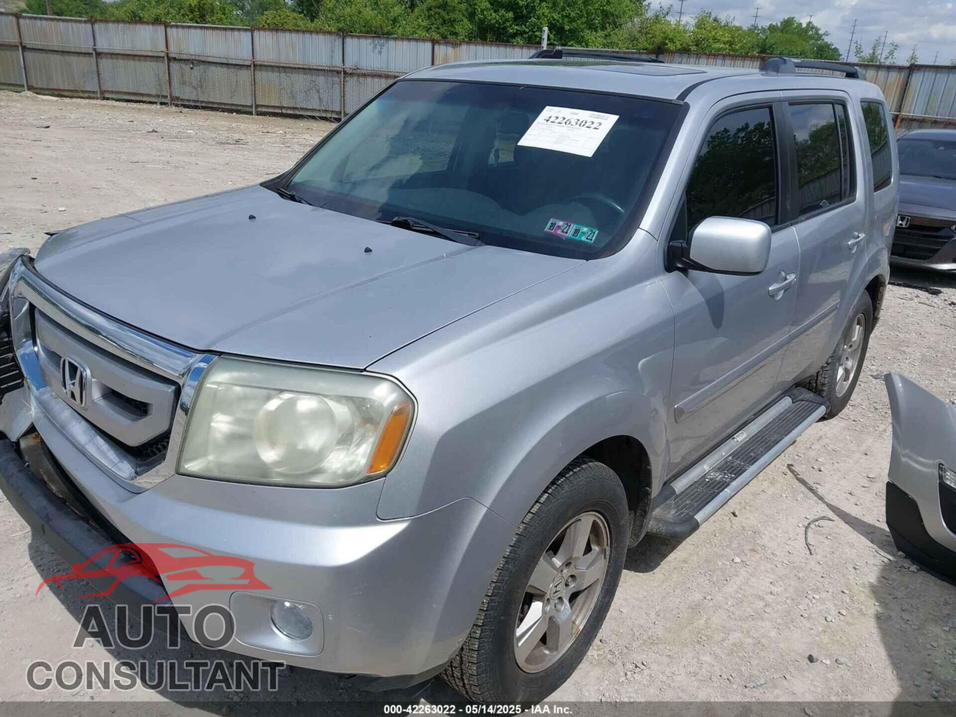 HONDA PILOT 2011 - 5FNYF4H59BB020986