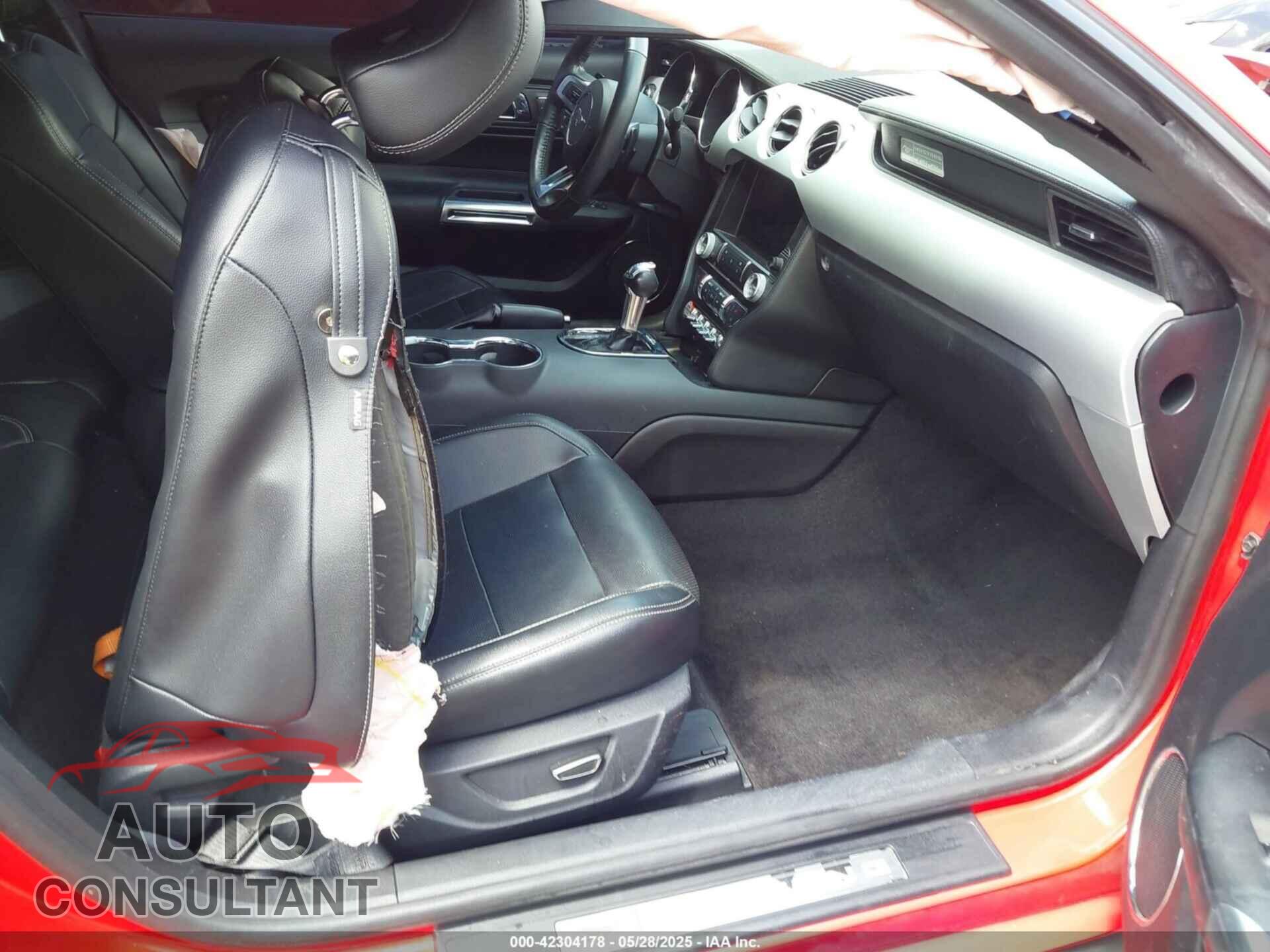 FORD MUSTANG 2015 - 1FA6P8TH2F5316863