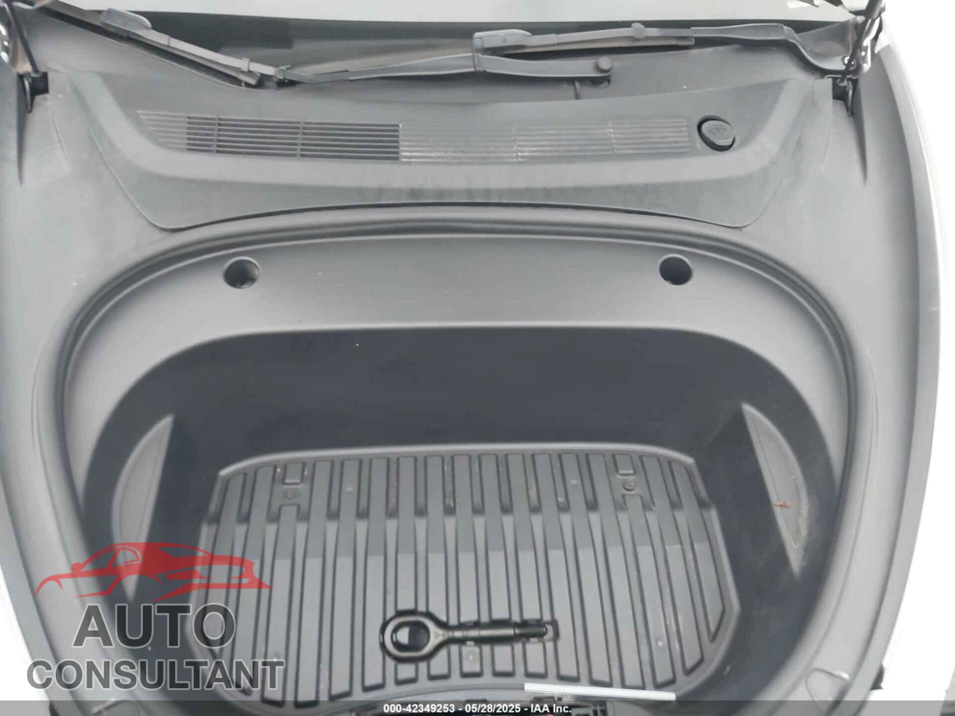 TESLA MODEL 3 2022 - 5YJ3E1EA5NF251126