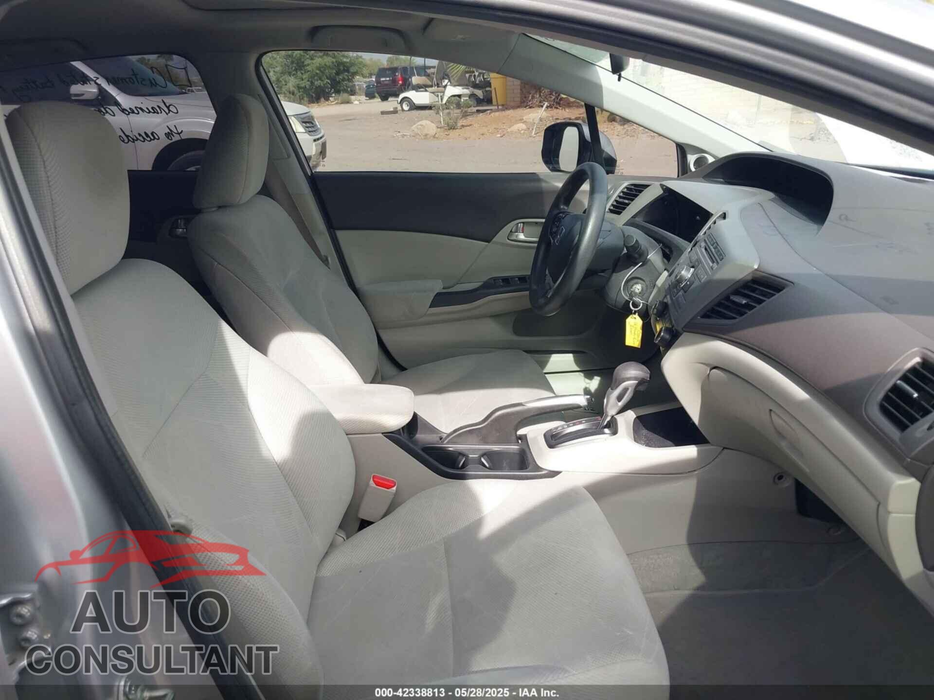 HONDA CIVIC 2012 - 19XFB2F88CE384229