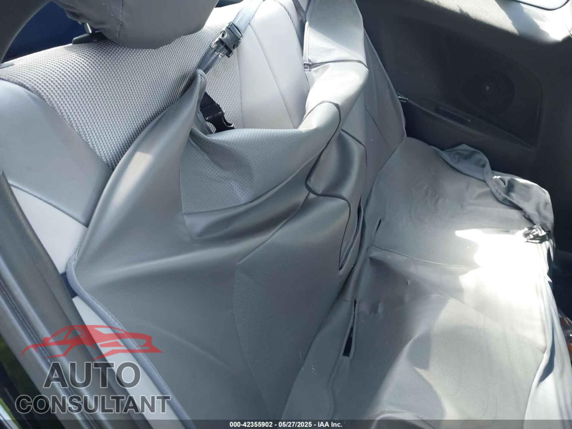 HYUNDAI VELOSTER 2013 - KMHTC6AD2DU120059