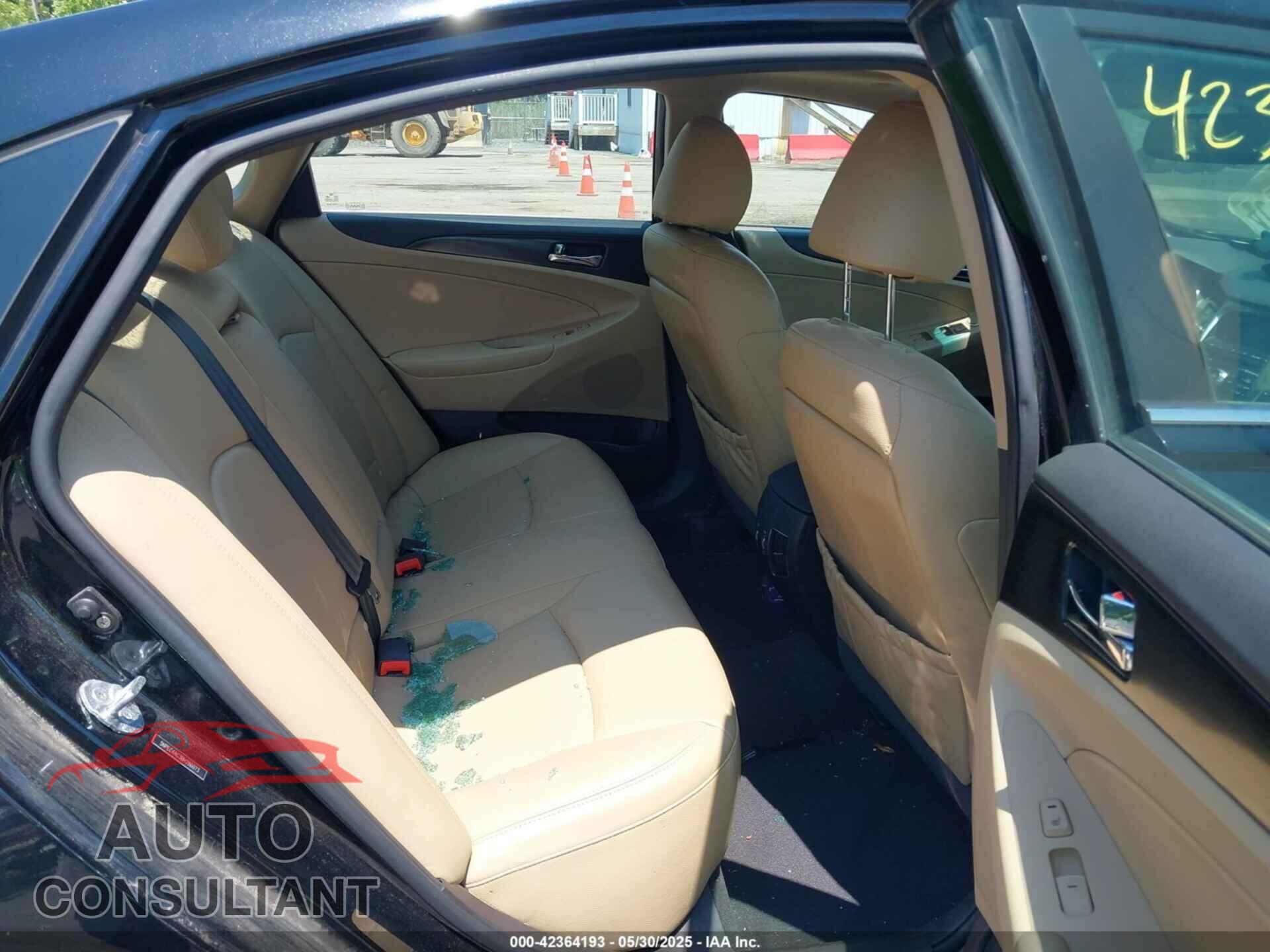 HYUNDAI SONATA 2011 - 5NPEC4AC3BH286073