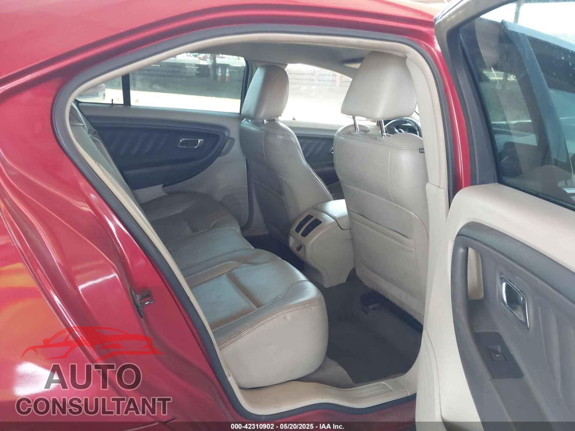 FORD TAURUS 2011 - 1FAHP2EW8BG104632