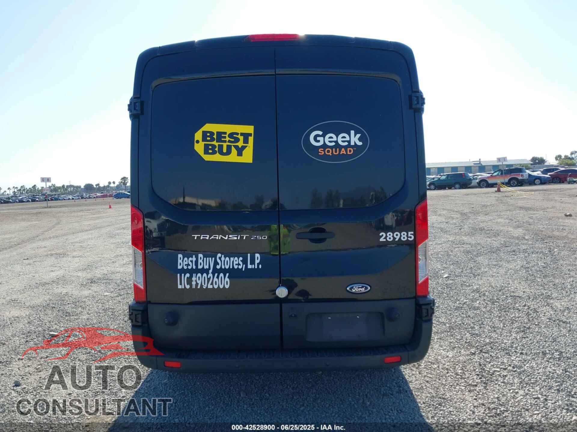 FORD TRANSIT-250 2017 - 1FTYR2CM6HKB48706