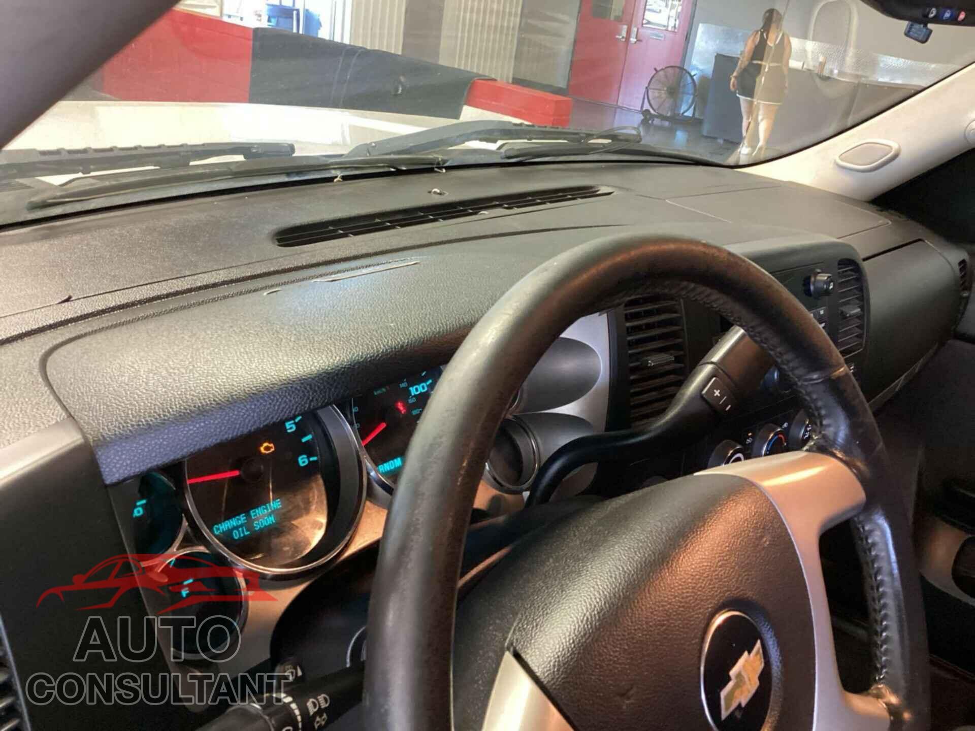 CHEVROLET SILVERADO 2013 - 1GCRKSE74DZ232671