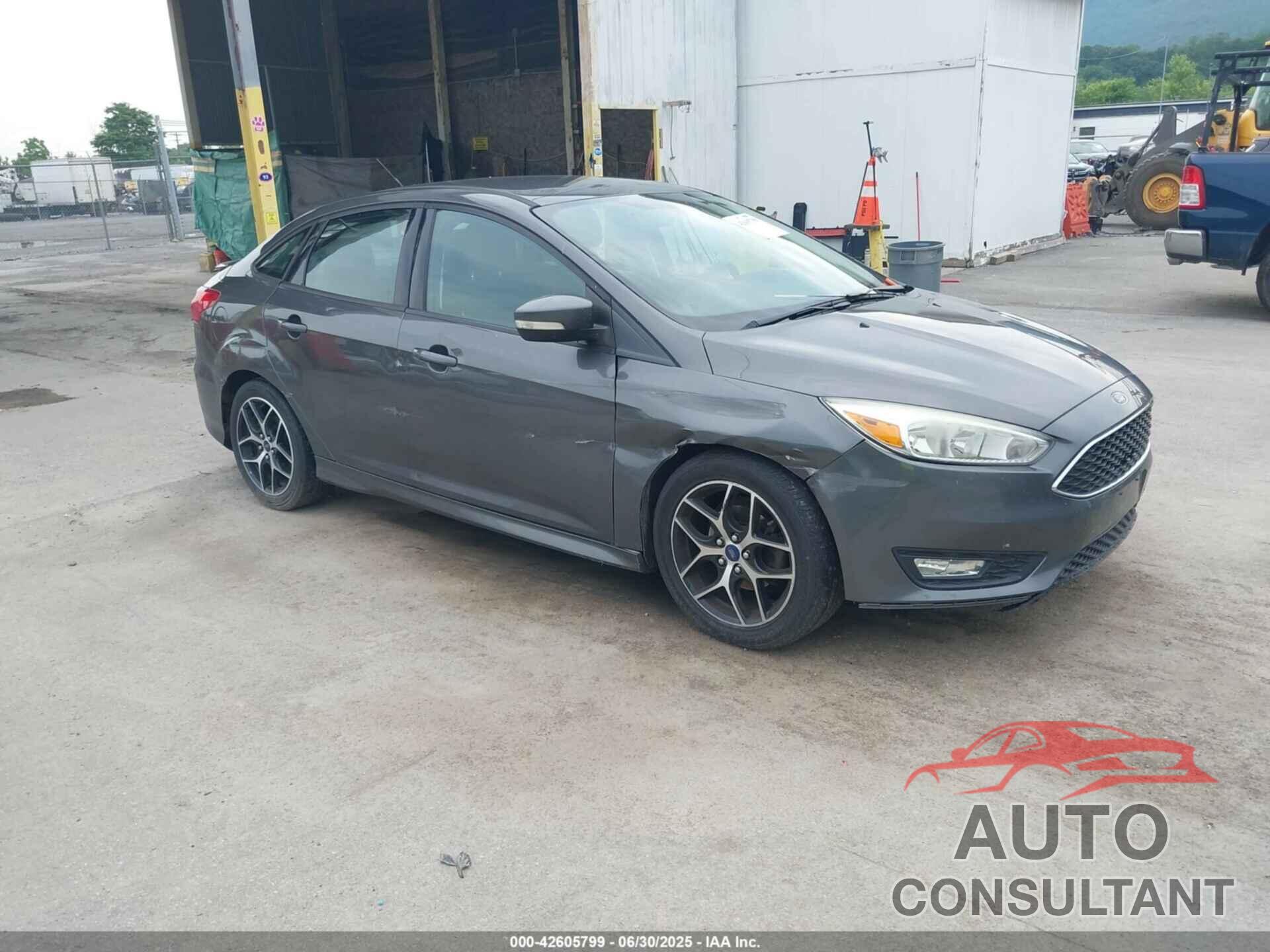 FORD FOCUS 2015 - 1FADP3F22FL246553