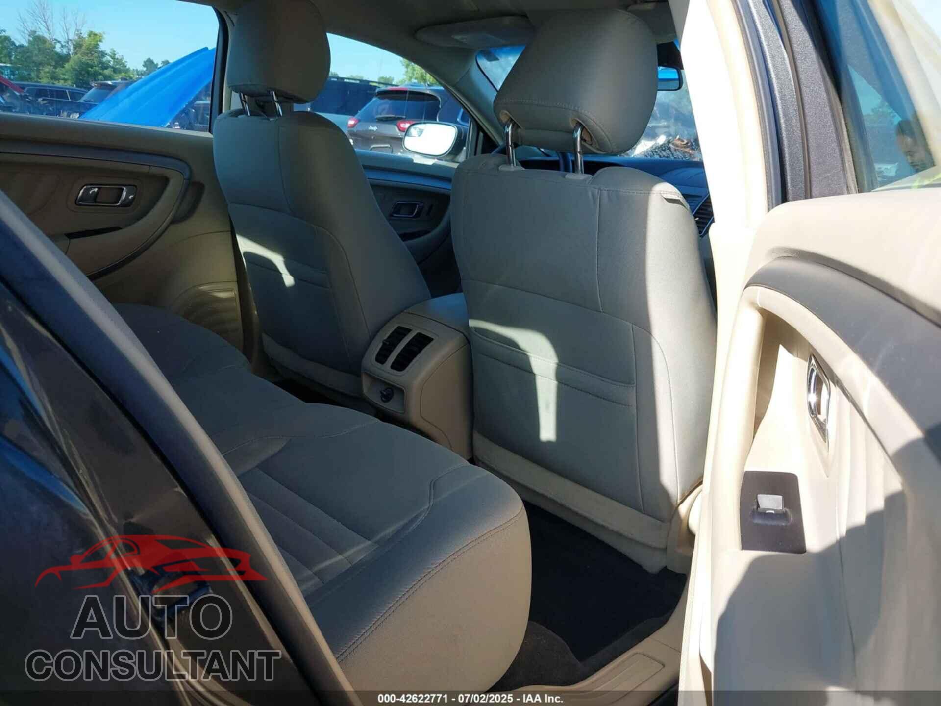 FORD TAURUS 2016 - 1FAHP2D86GG154102