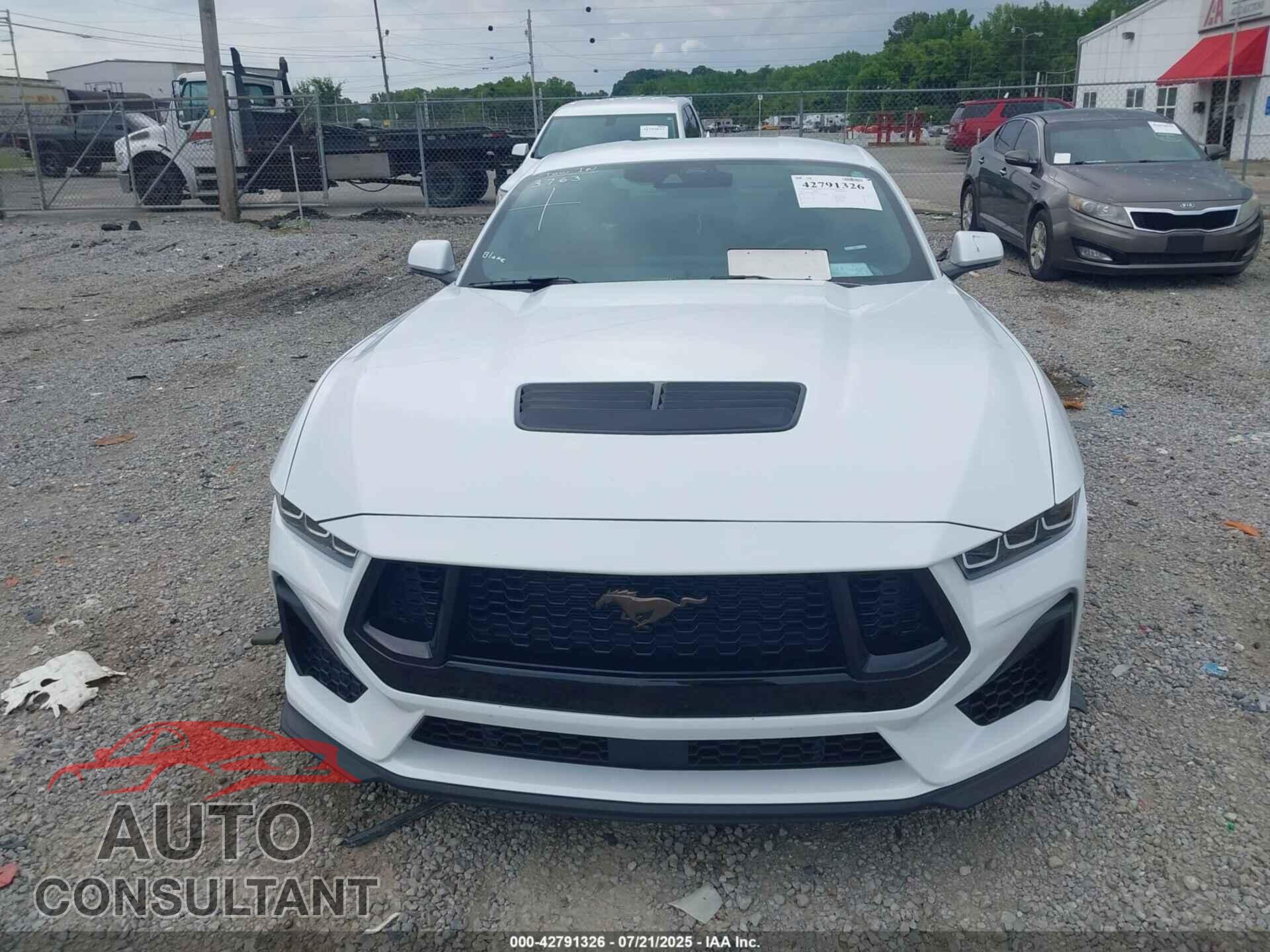 FORD MUSTANG 2024 - 1FA6P8CF0R5402160